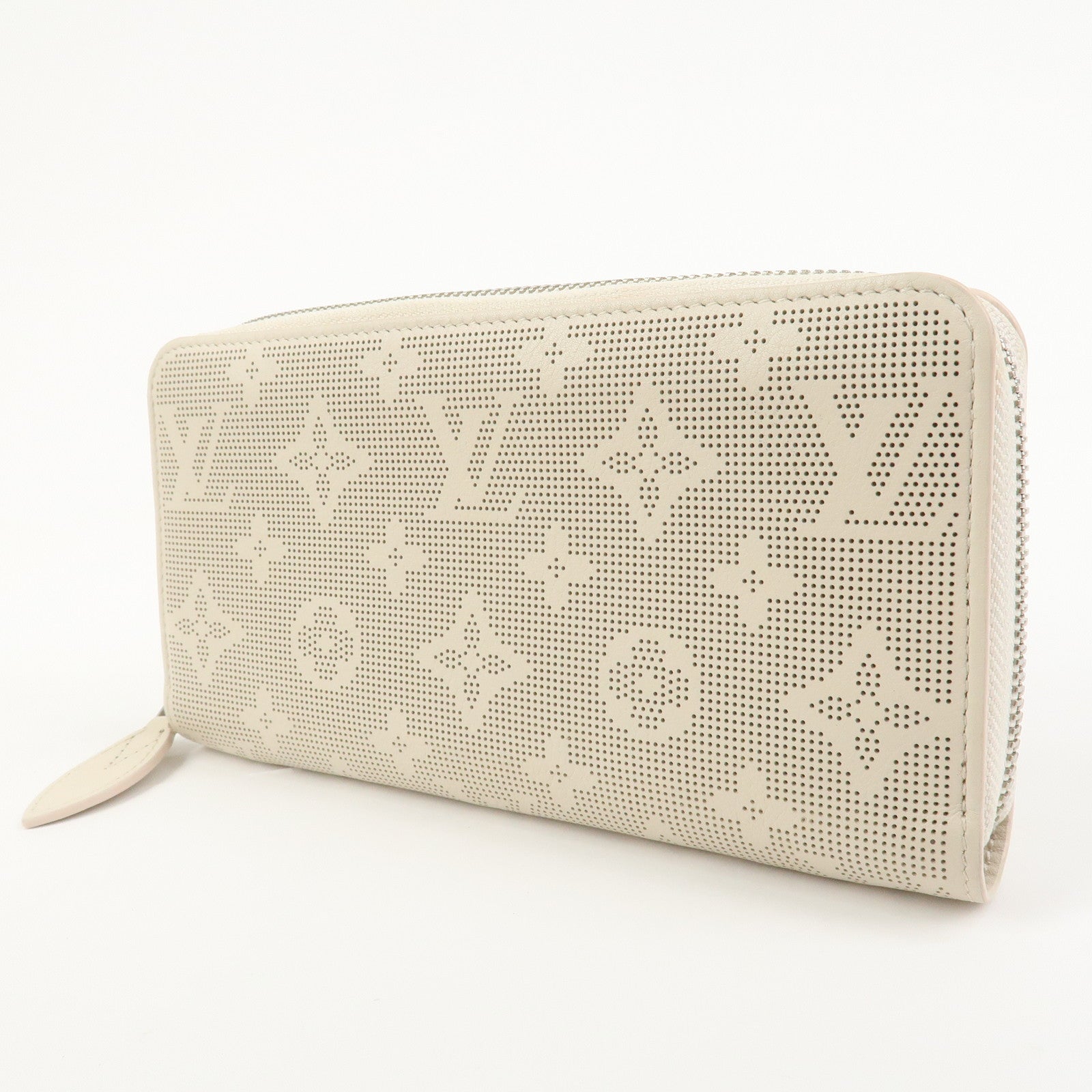 Louis Vuitton Monogram Mahina Reverse Round Zippy Wallet M83029