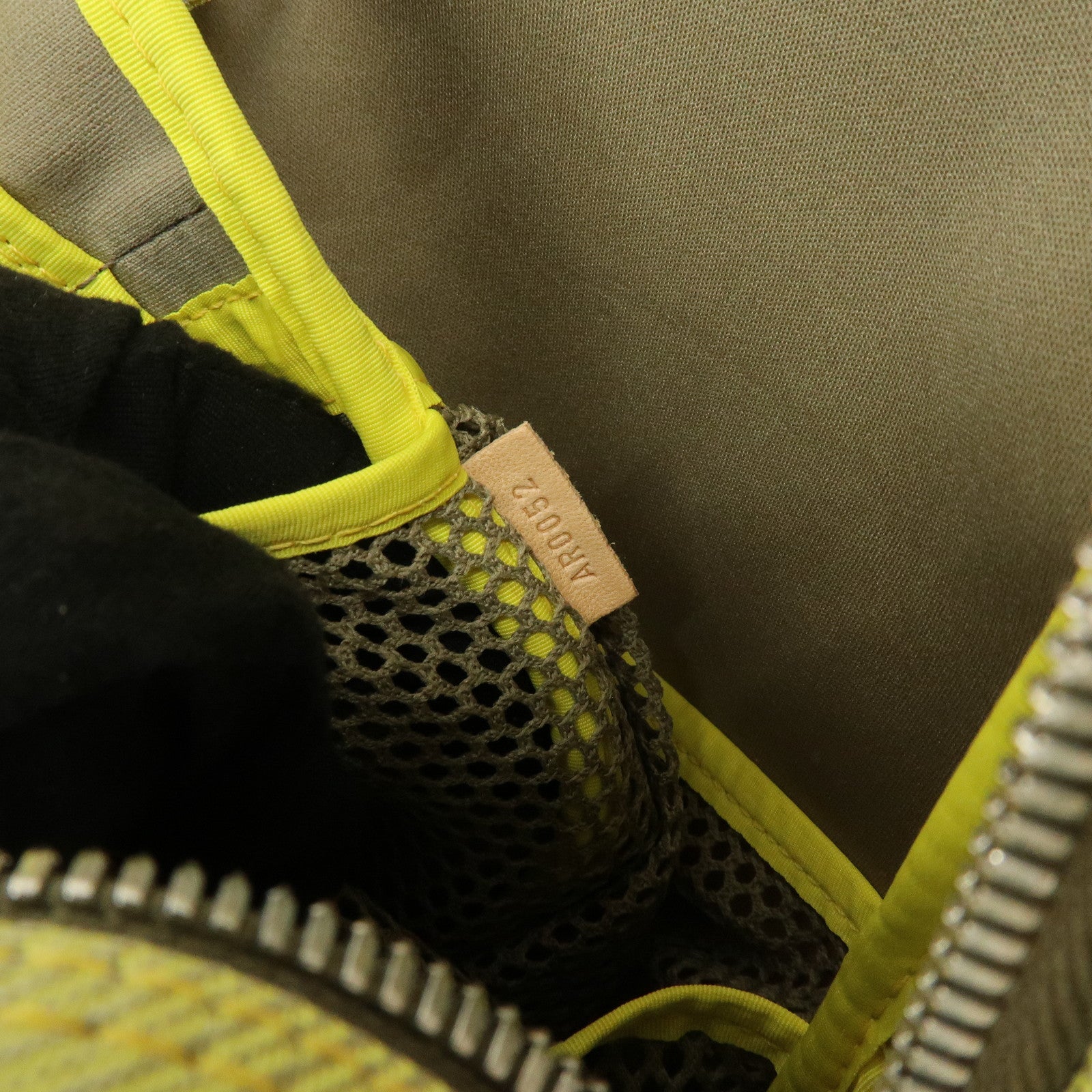 Louis Vuitton Damier Geant LV Cup Weatherly Shoulder Bag M80636