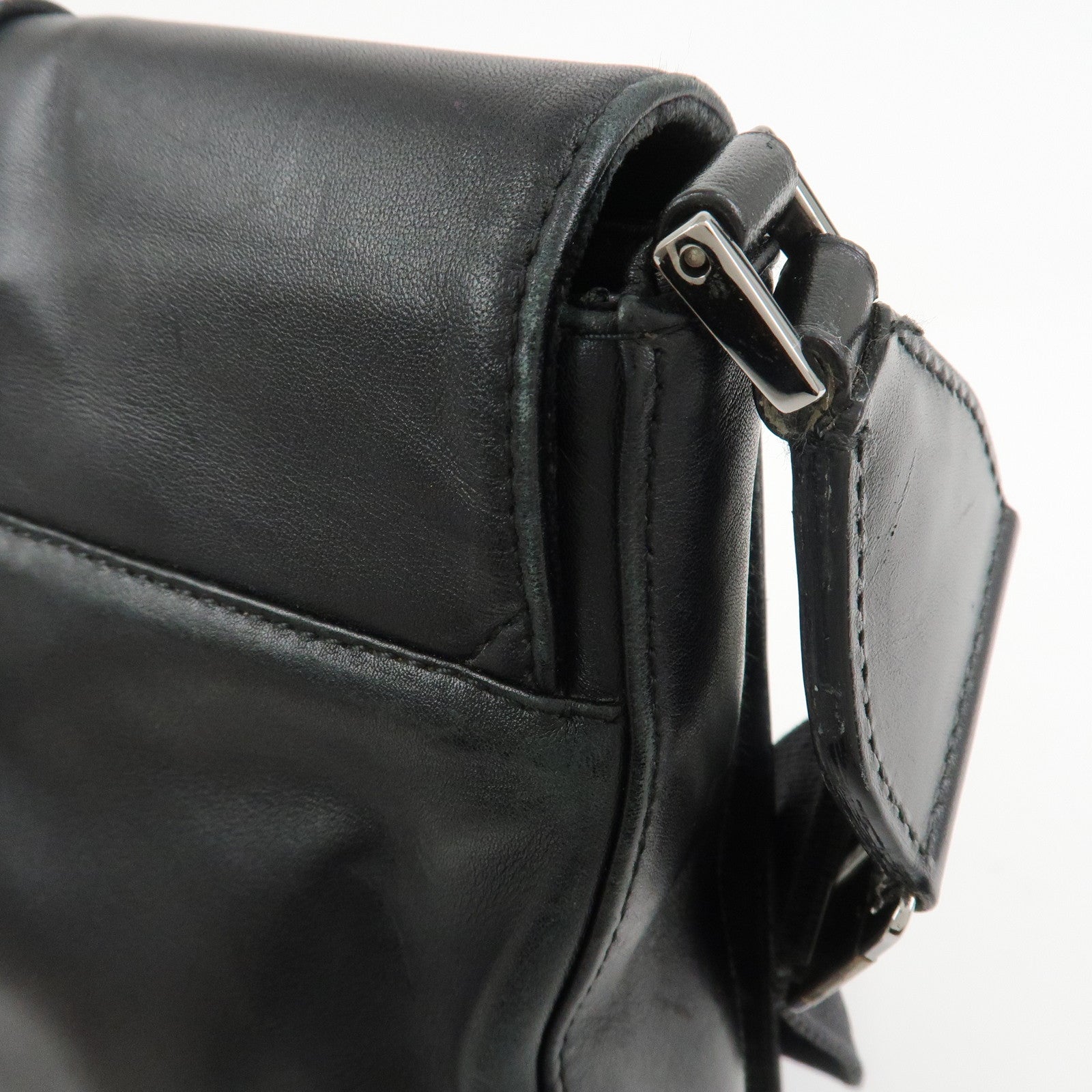 Christian Dior Street Chic Leather Shoulder Bag Crossbody Bag Black