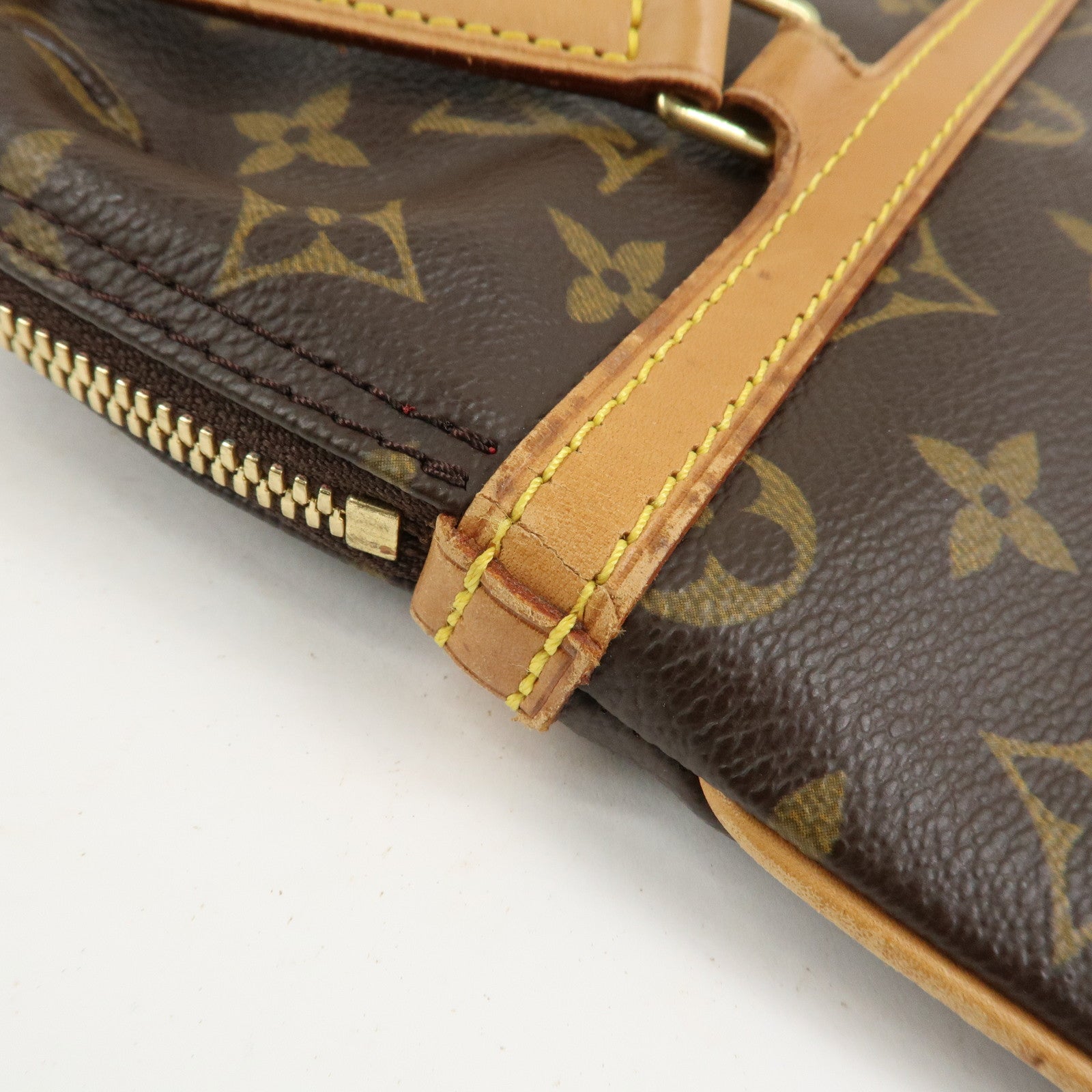 Louis Vuitton Monogram Coussin GM Hand Bag Shoulder Bag M51141