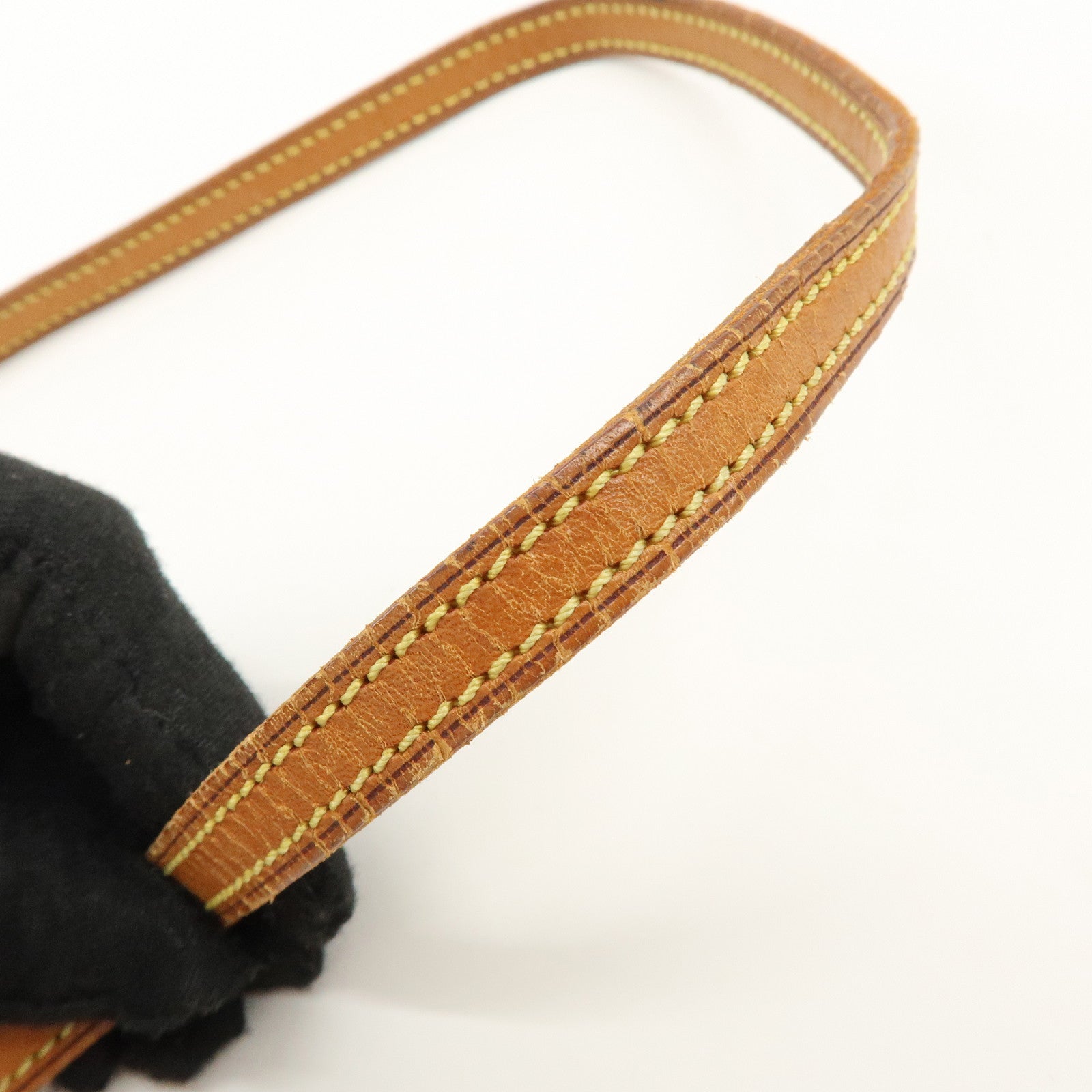 Louis Vuitton Monogram Multicolor Pochette Accessoires Blanc M92649