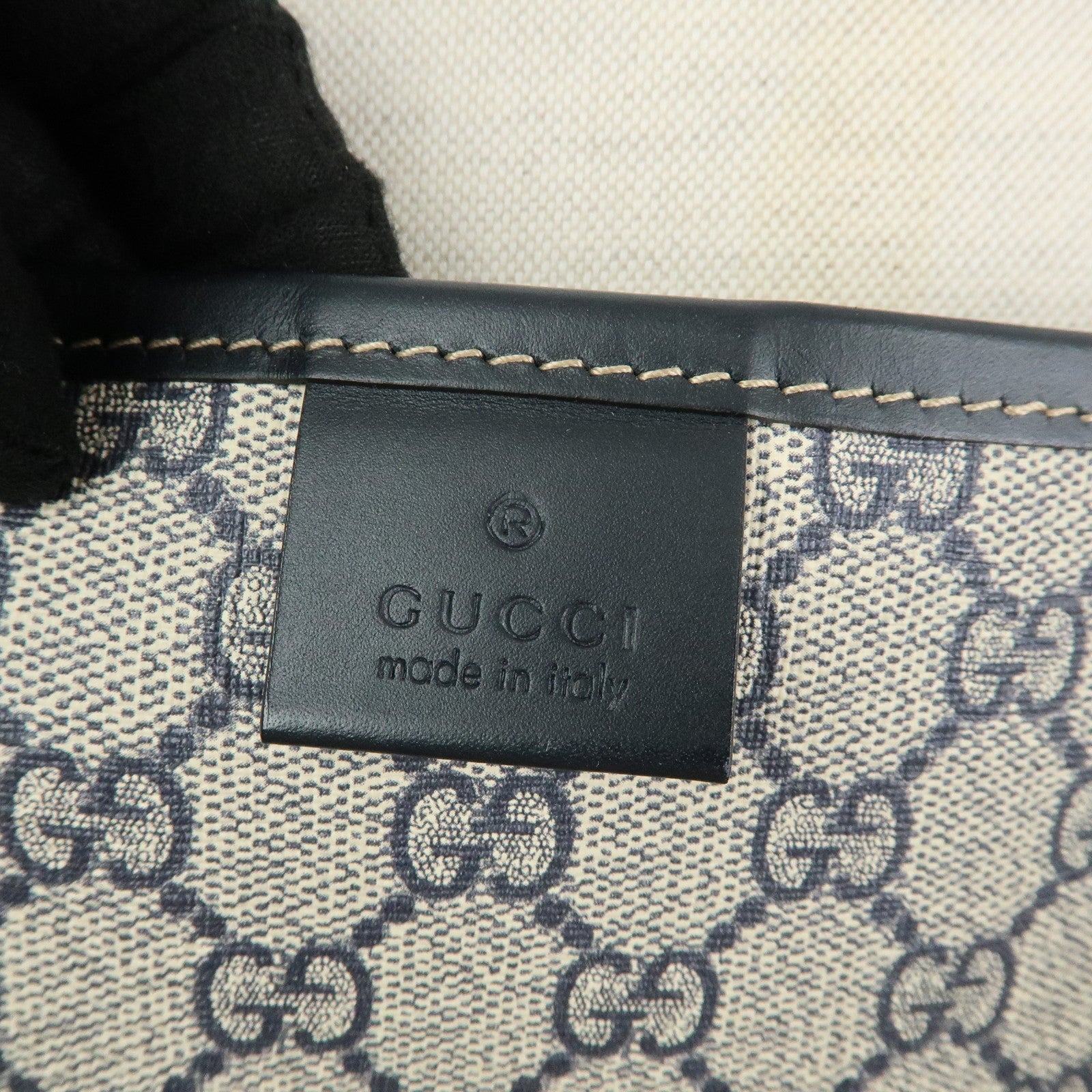 GUCCI Sherry GG Supreme PVC Leather Tote Bag Navy Black 211134