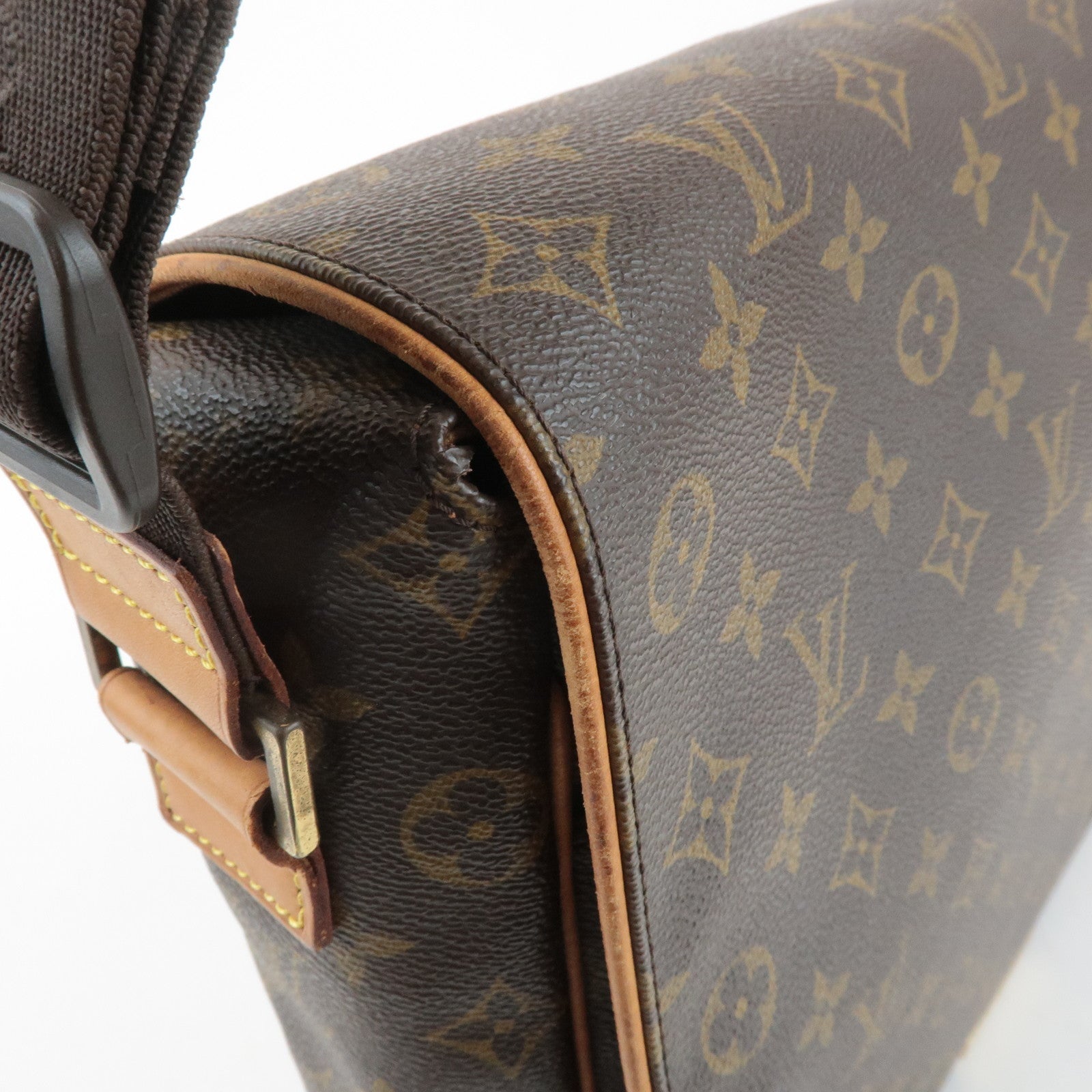 Louis Vuitton Monogram Abbesses Messenger Bag Shoulder Bag M45257 Used