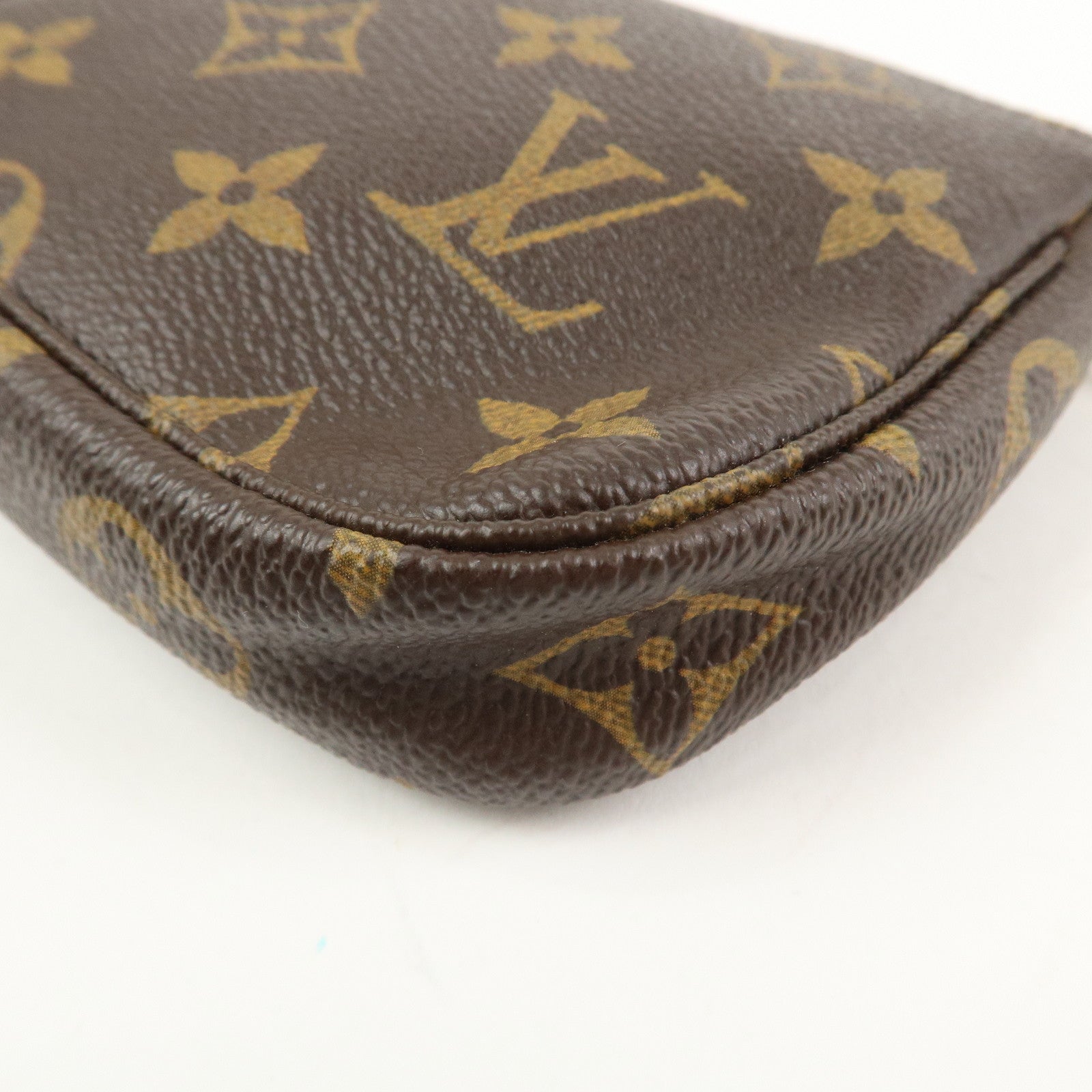 Louis Vuitton Monogram Mini Pochette Accessoires Hand Bag M58009