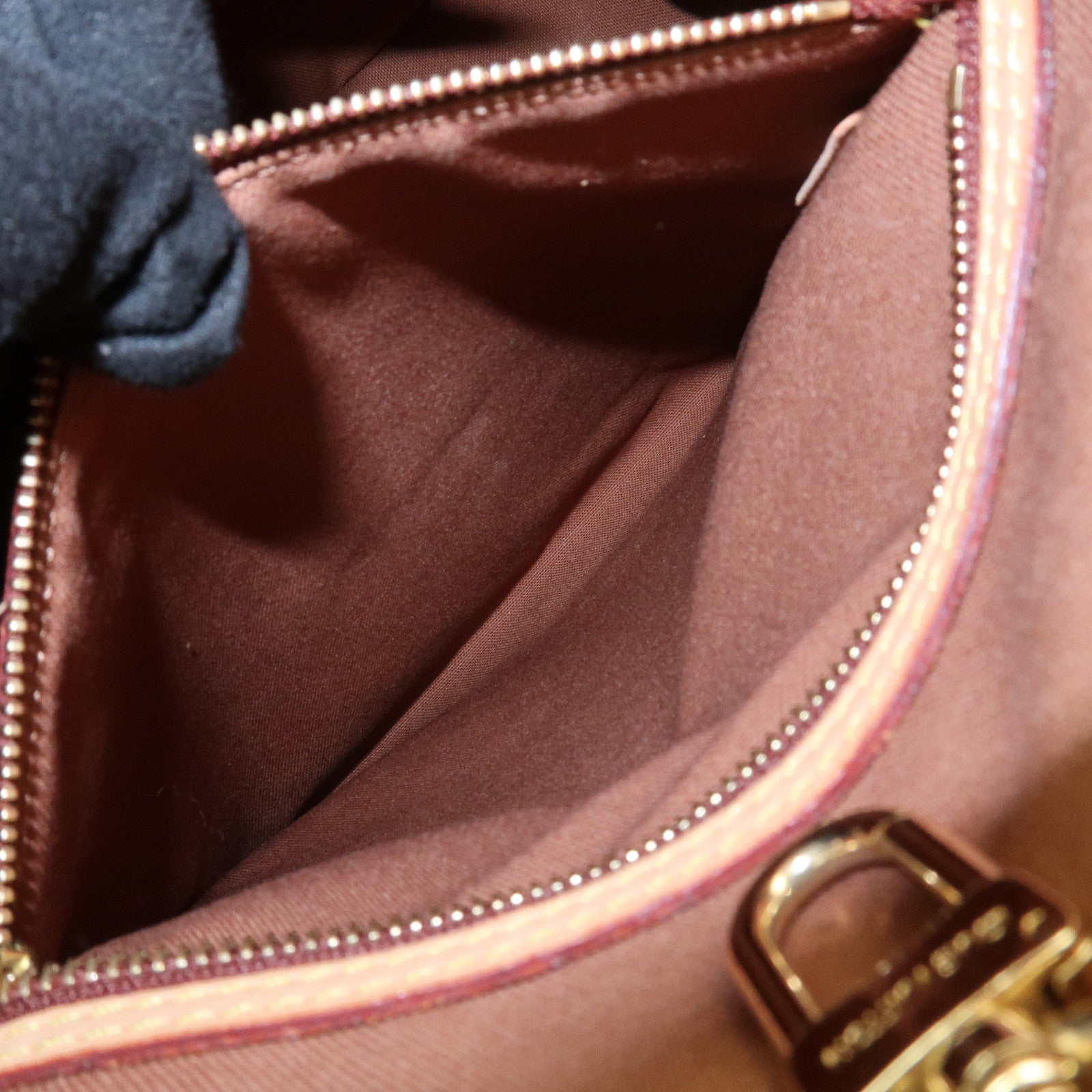 Louis Vuitton Monogram Canvas Batignolles Vertical Tote Bag M51153