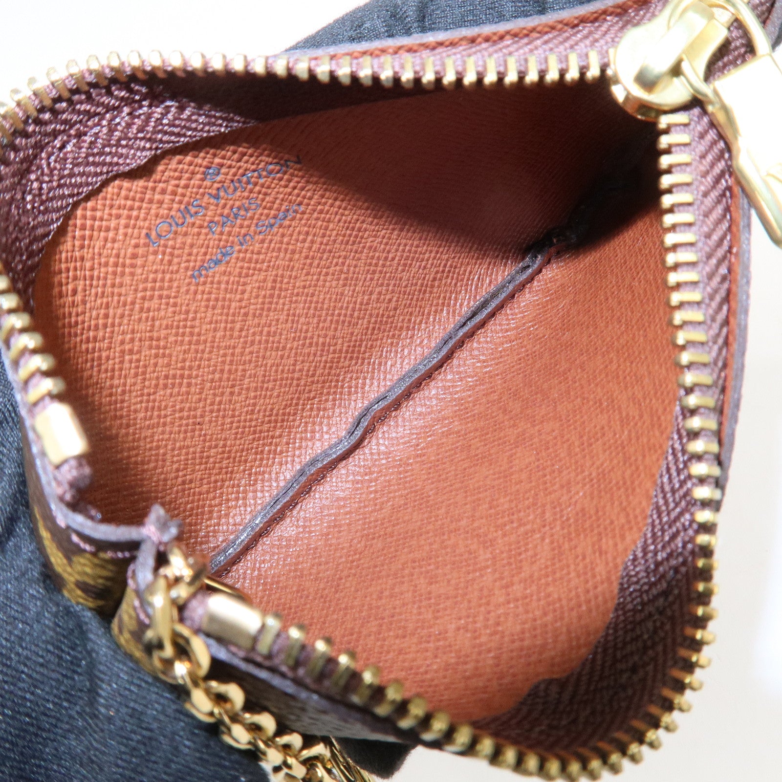 Louis Vuitton Monogram Pochette Cles Coin Case Key Case M62650