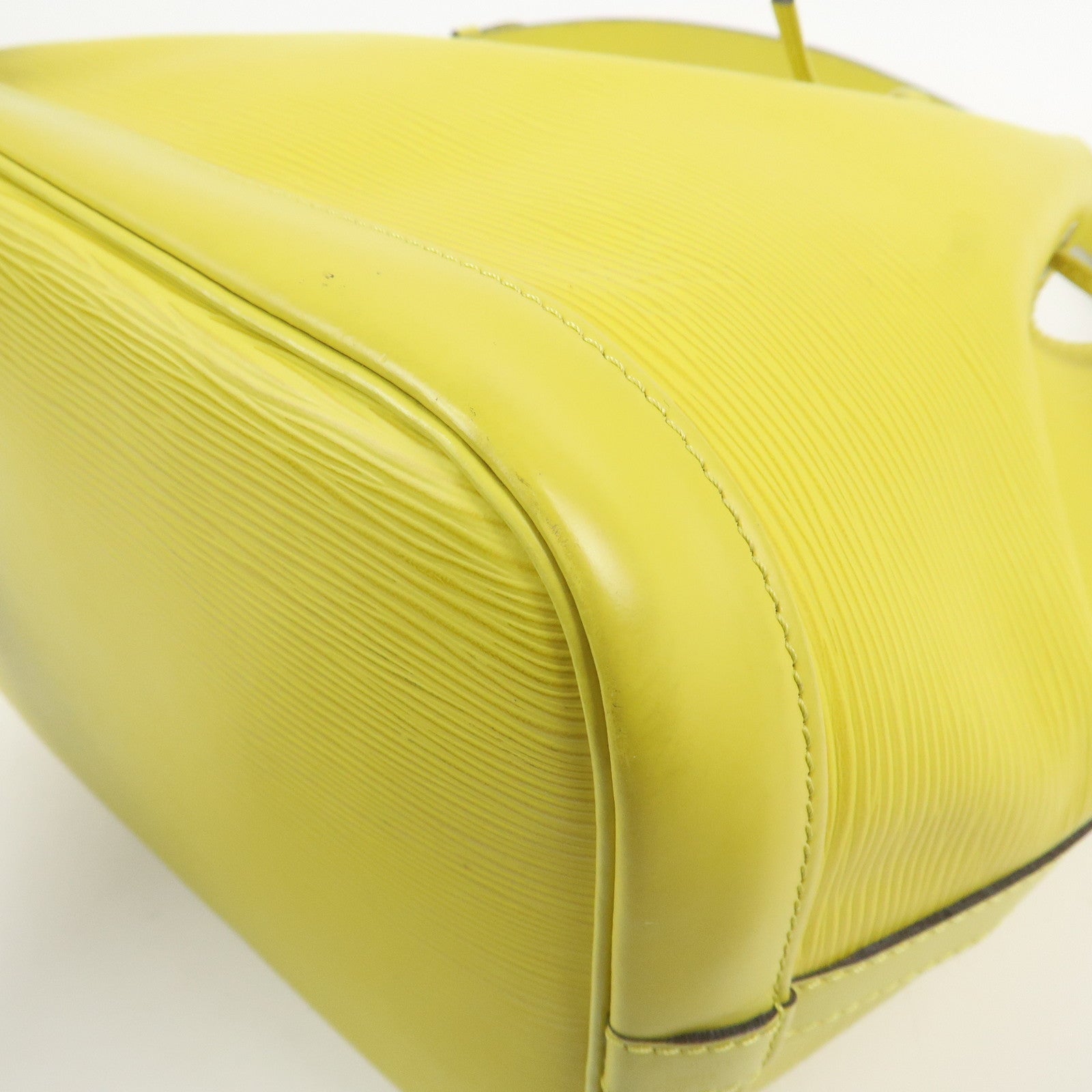 Louis Vuitton Epi Petit Noe Shoulder Bag Pistache M44107