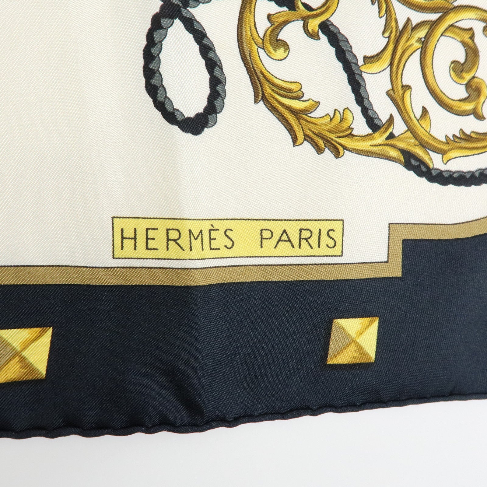 HERMES Carre 90 Silk 100% Scarf LES CLES THE KEYS RARE Black White