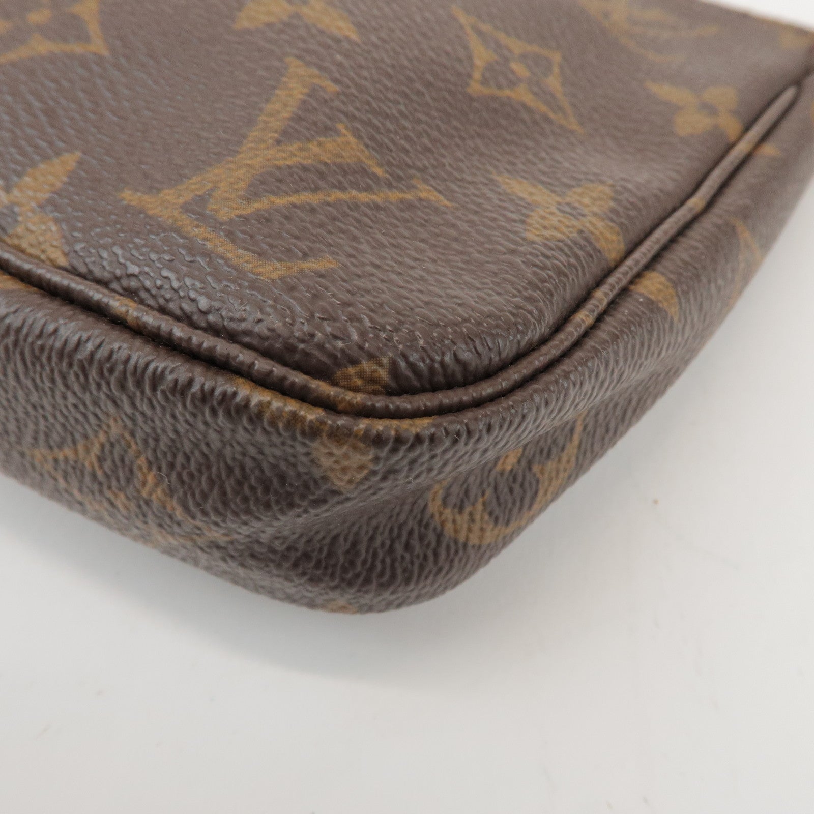 Louis Vuitton Monogram Pochette Accessoires Pouch Hand Bag M51980