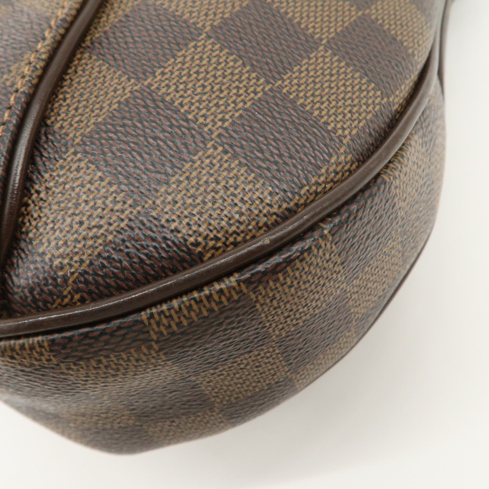 Louis Vuitton Damier Thames PM Shoulder Bag Hand Bag N48180