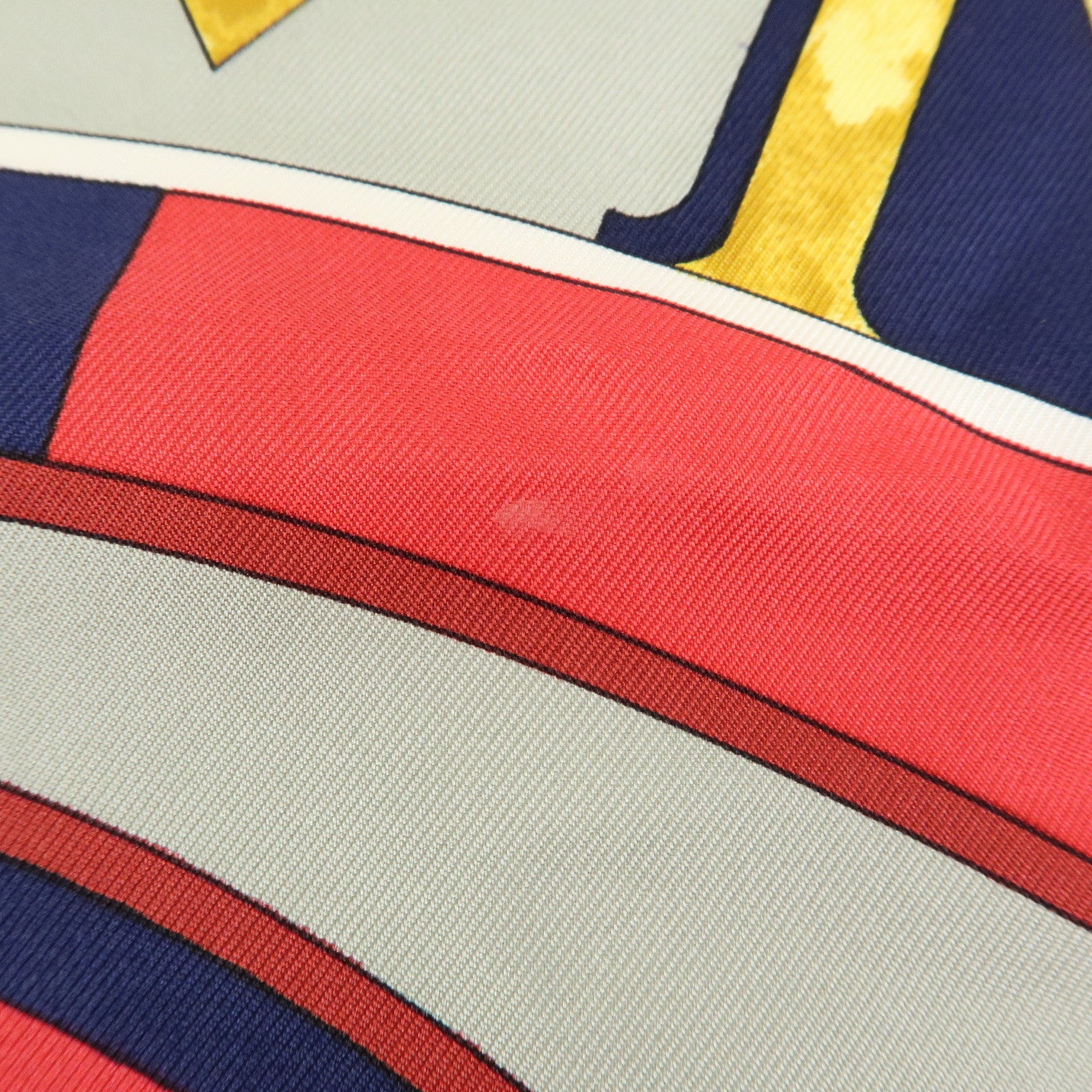 HERMES Carre90 Silk100% Scarf Parmi Les Fleurs Je Compte Les Heures