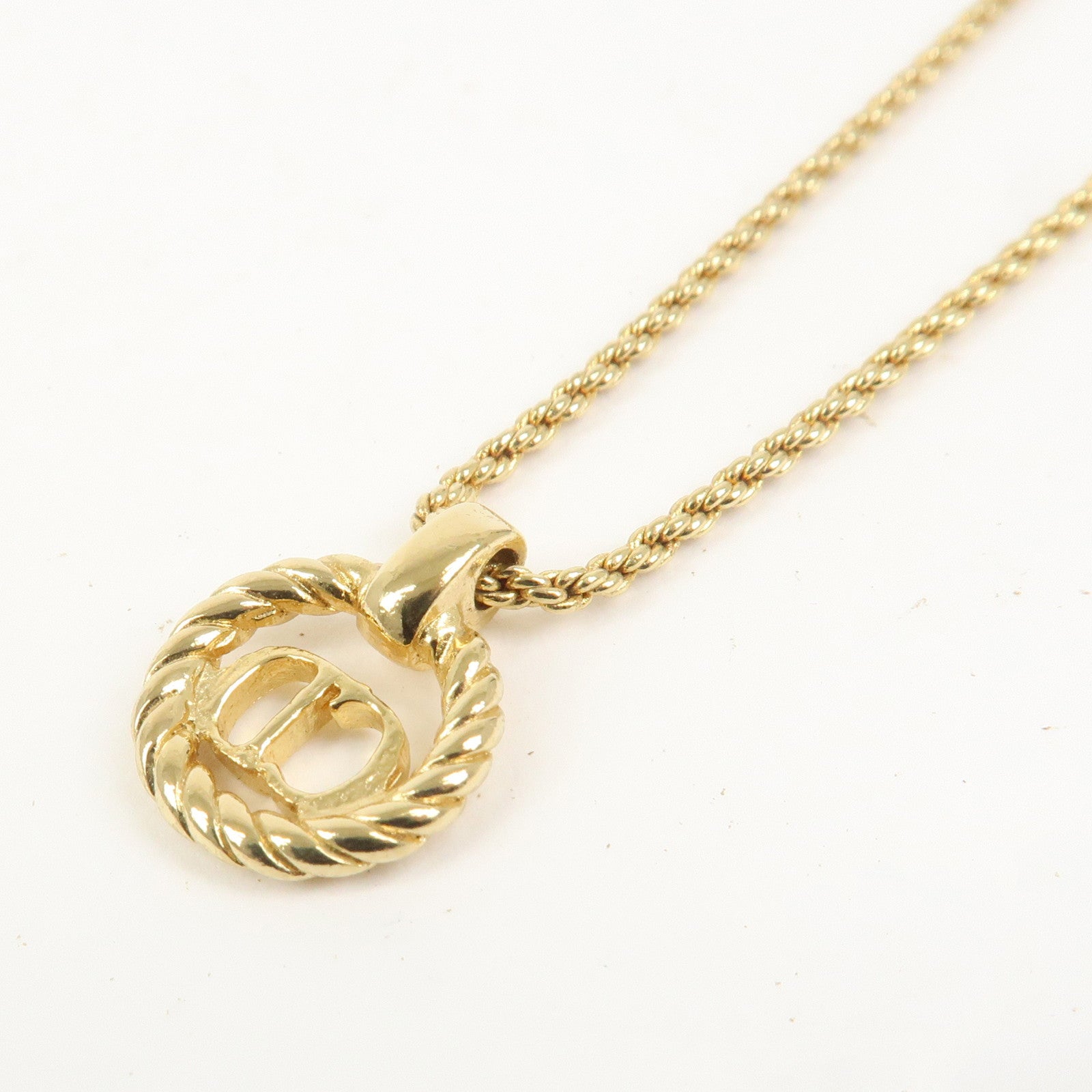 Christian Dior Tone Logo Metal Pendant Necklace Gold