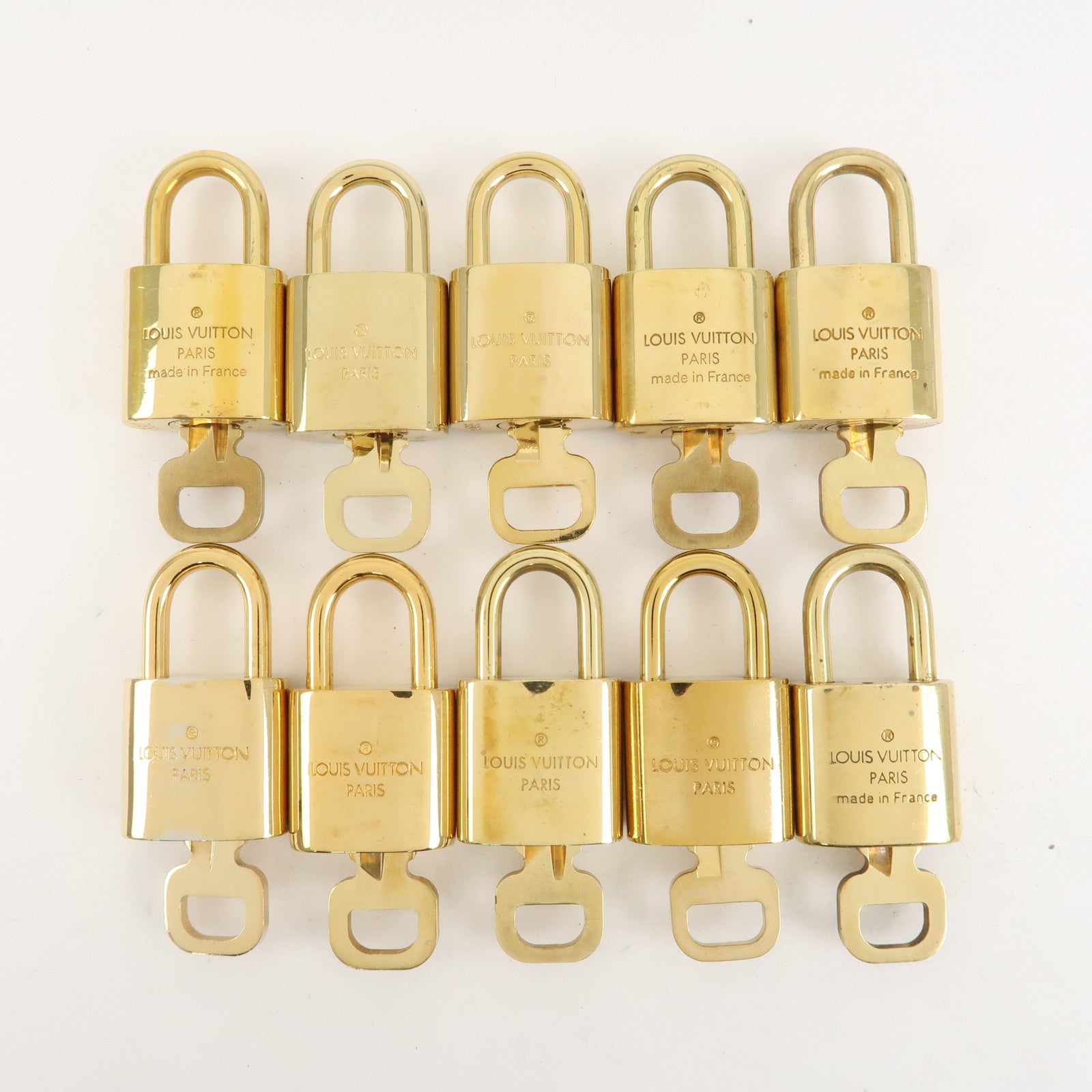 Louis Vuitton Set of 10 Lock & Key Cadena Key Lock Metal Gold