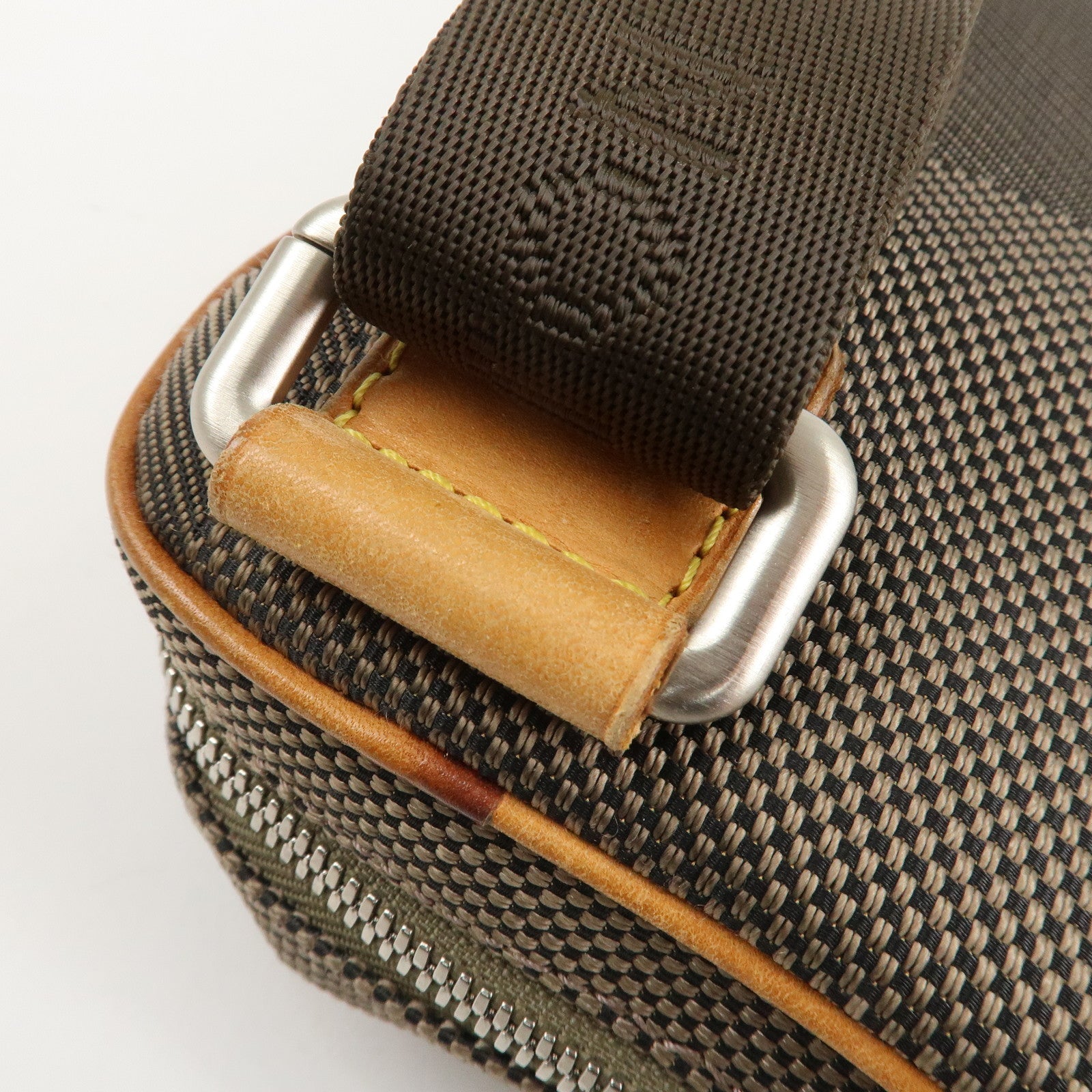 Louis Vuitton Damier Geant Acrobat Waist Crossbody Bag Terre M93619 Used