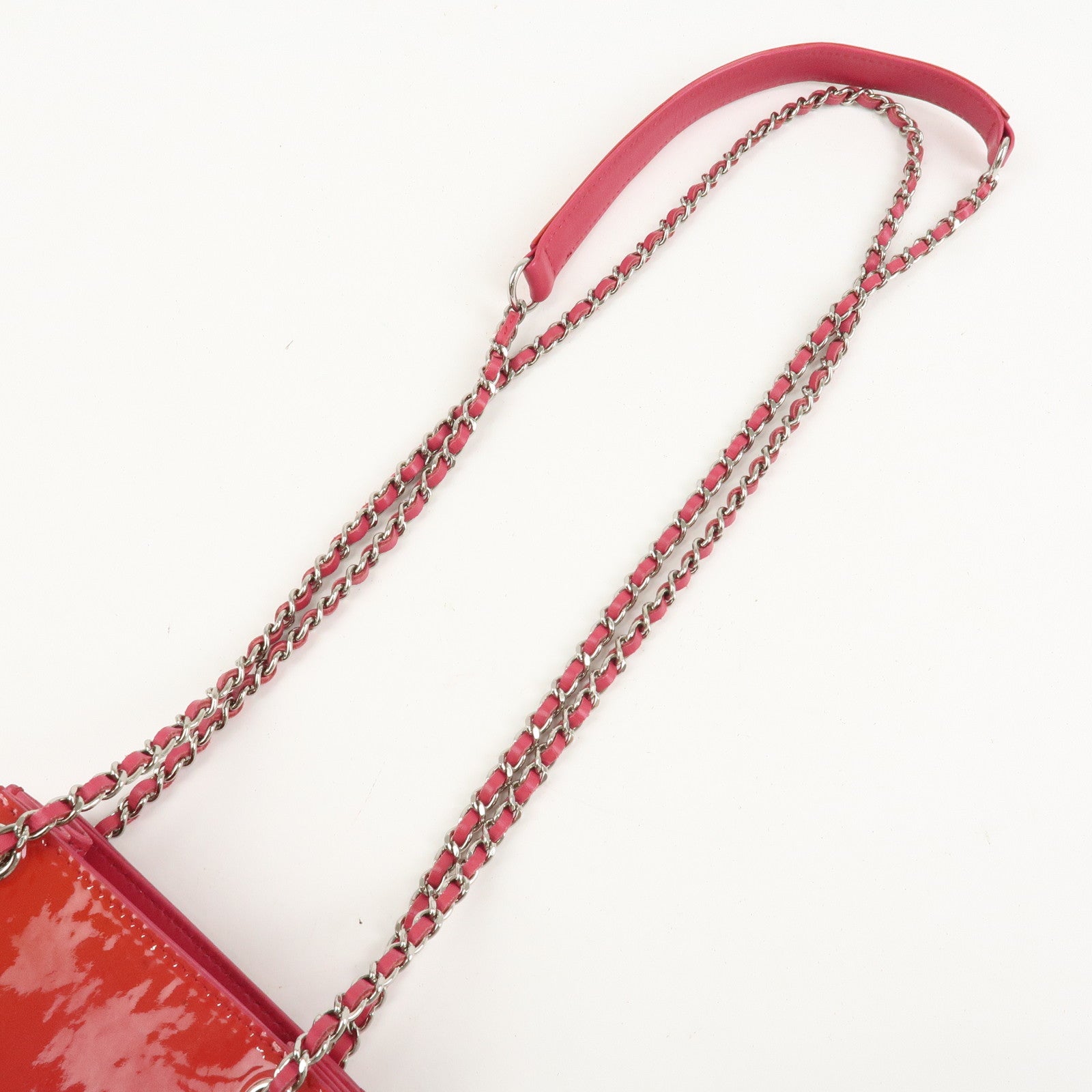 CHANEL COCO Mark Chain Shoulder Crossbody Bag Red Pink A92304
