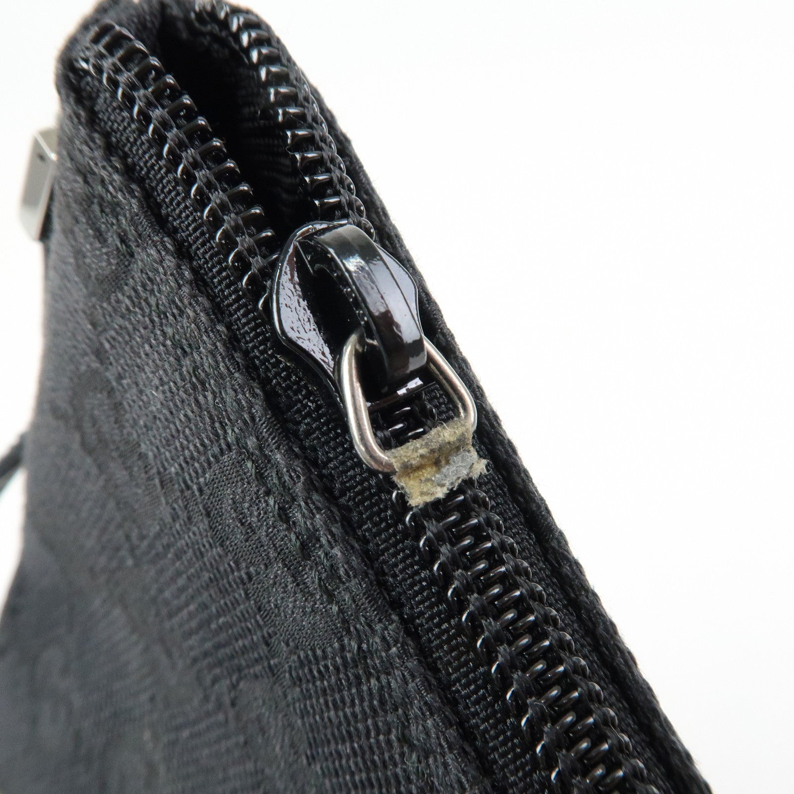 GUCCI Boat Bag GG Canvas Accessory Pouch Hand Bag Black 07198