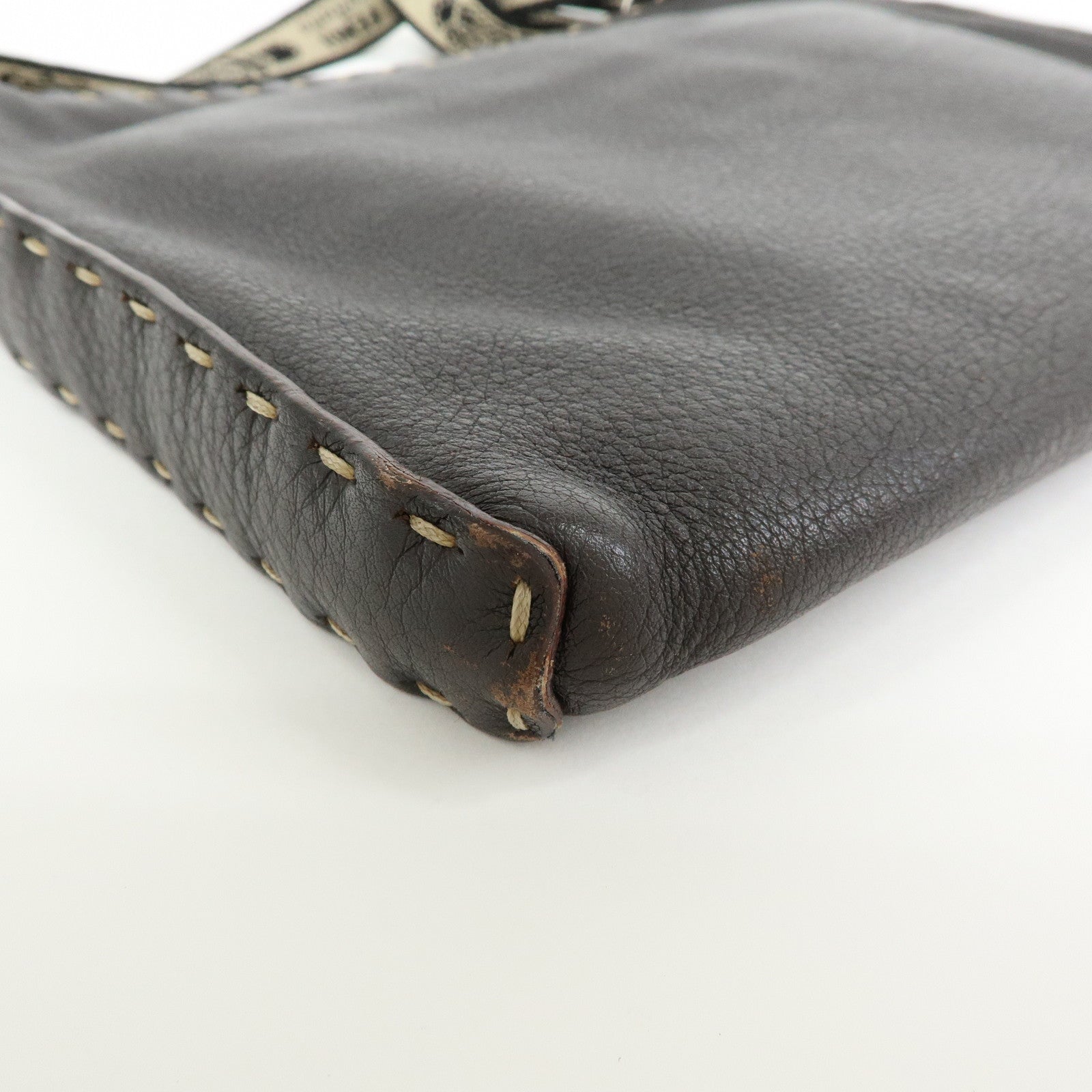 FENDI Selleria Leather Shoulder Bag Crossbody Bag Brown 8BT092