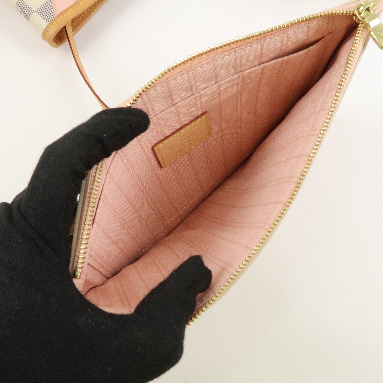 Louis Vuitton Damier Azur Tahiti Neverfull MM Bag & Pouch N41050