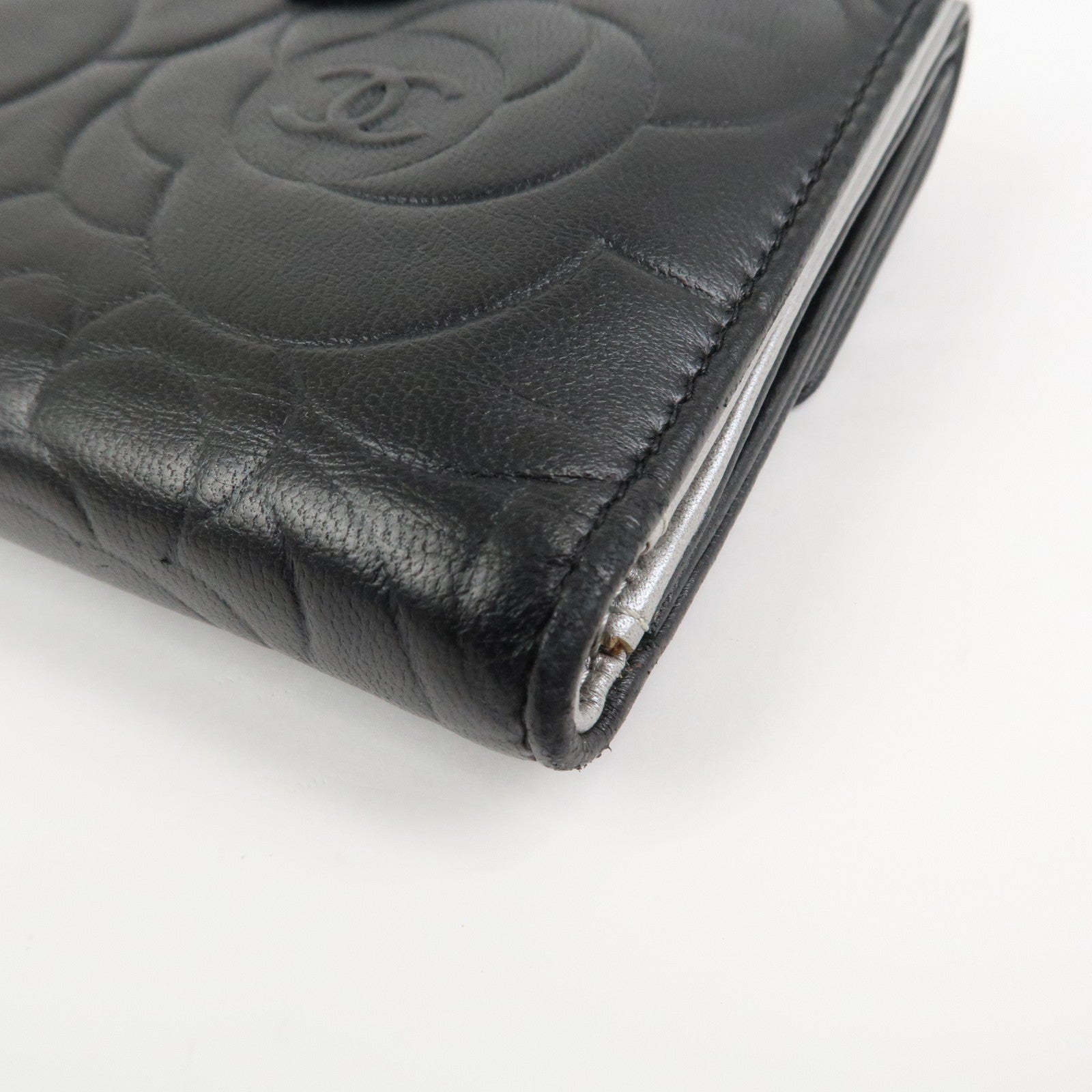 CHANEL Camellia COCO Mark Lamb Skin Compact Wallet Black