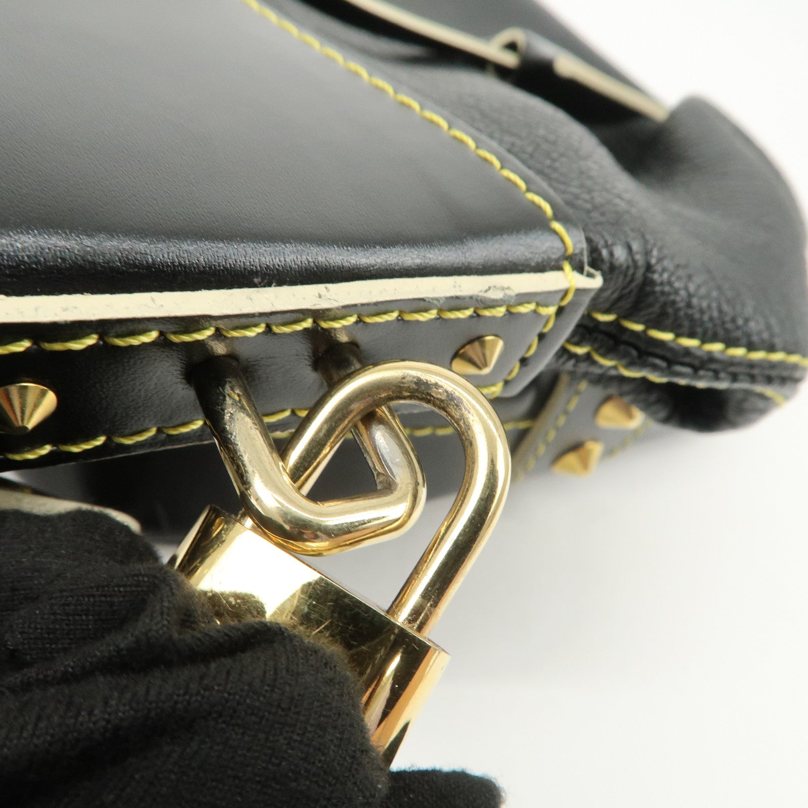 Louis Vuitton Suhari Leather Lock It MM Hand Bag Noir Black M91875