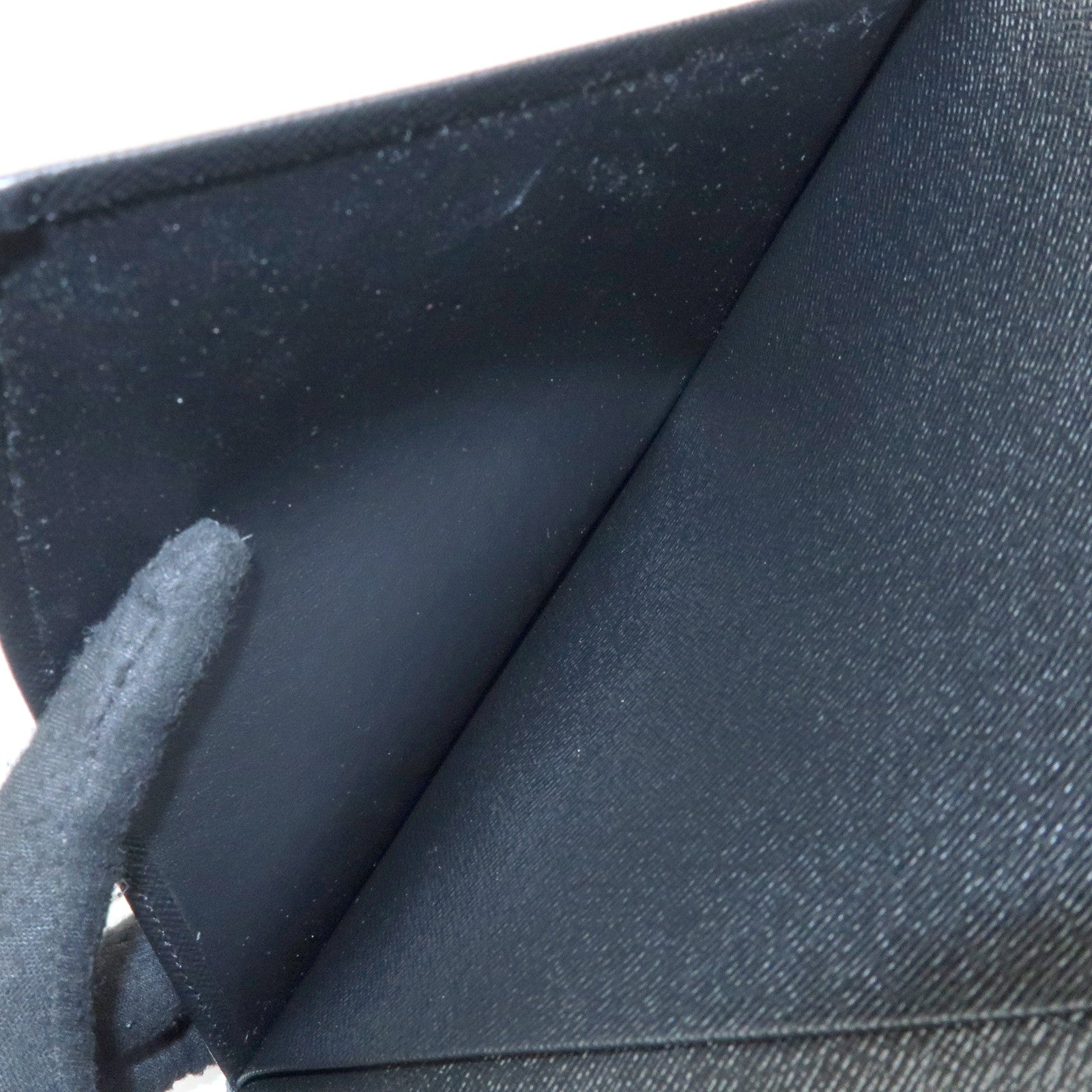 Louis Vuitton Taiga Agenda Bureau Planner Cover Ardoise R20409