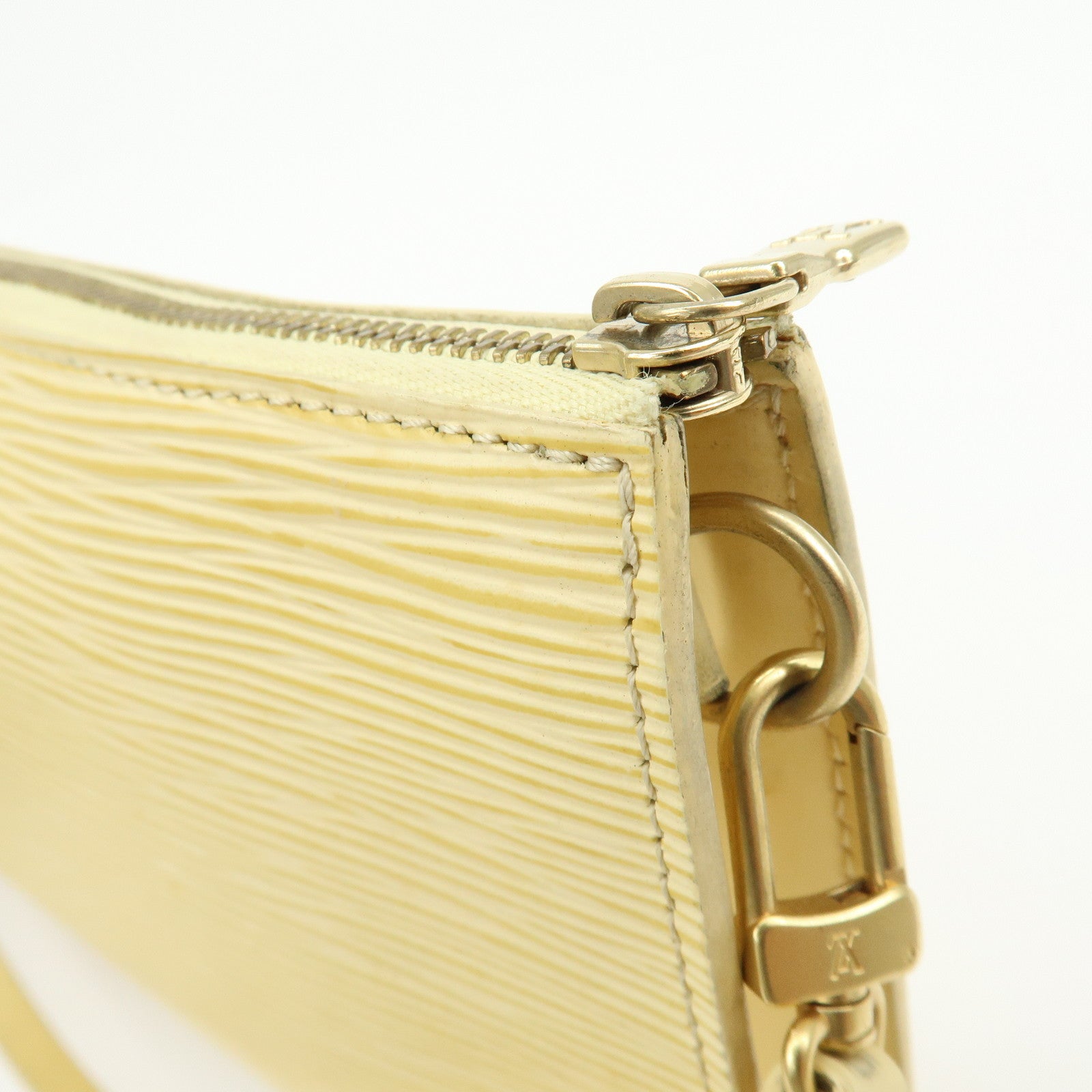 Louis Vuitton Epi Leather Pochette Accessoires Pouch Vanilla M5294A
