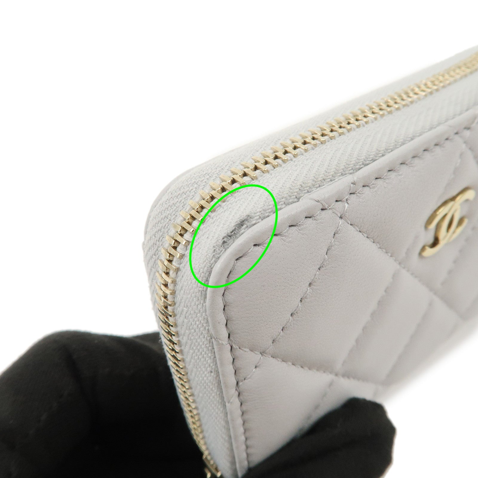 CHANEL COCO Mark Matelasse Classic Round Zippy Coin Purse AP0216
