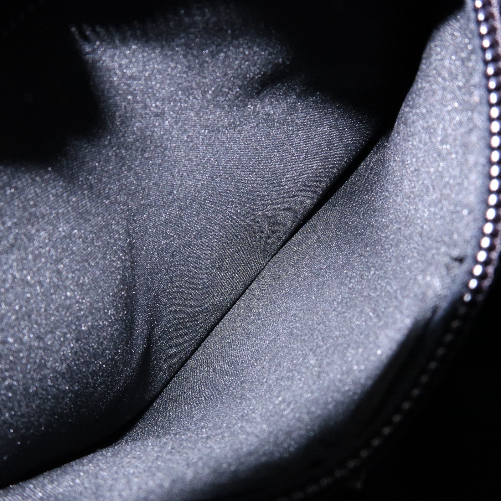 GUCCI GG Canvas Leather Shoulder Bag Black 018.1612.200047