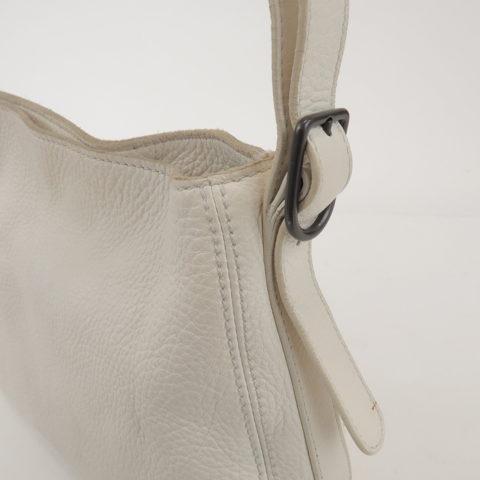 BOTTEGA VENETA Cervo Leather Shoulder Bag Hand Bag White 133507