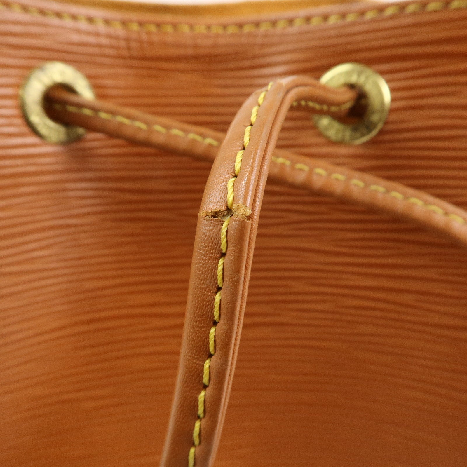 Louis Vuitton Epi Leather Petit Noe Shoulder Bag Zipang Gold M44108