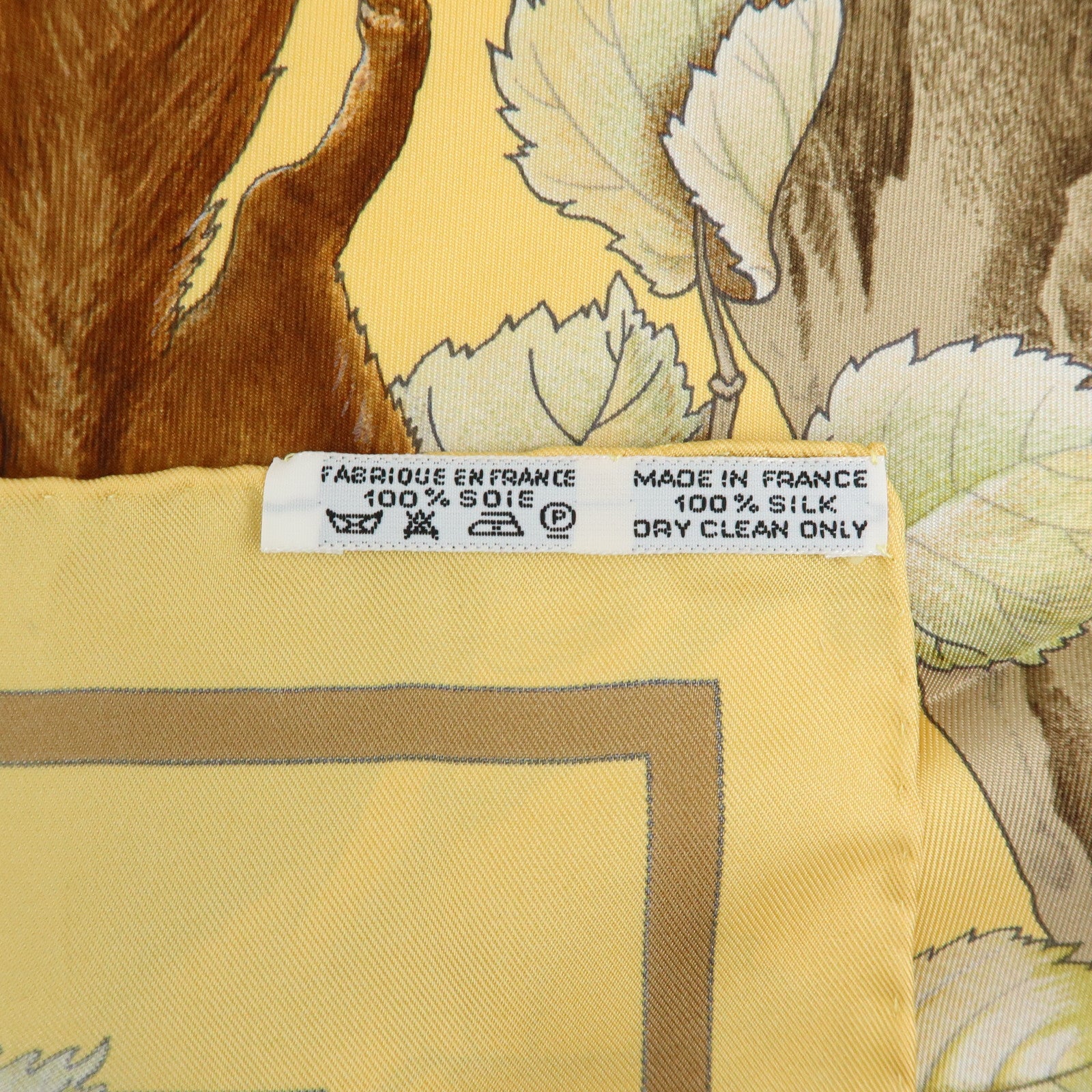 HERMES Carre 90 Silk 100% Scarf Casse Noisette Walnut Yellow Brown