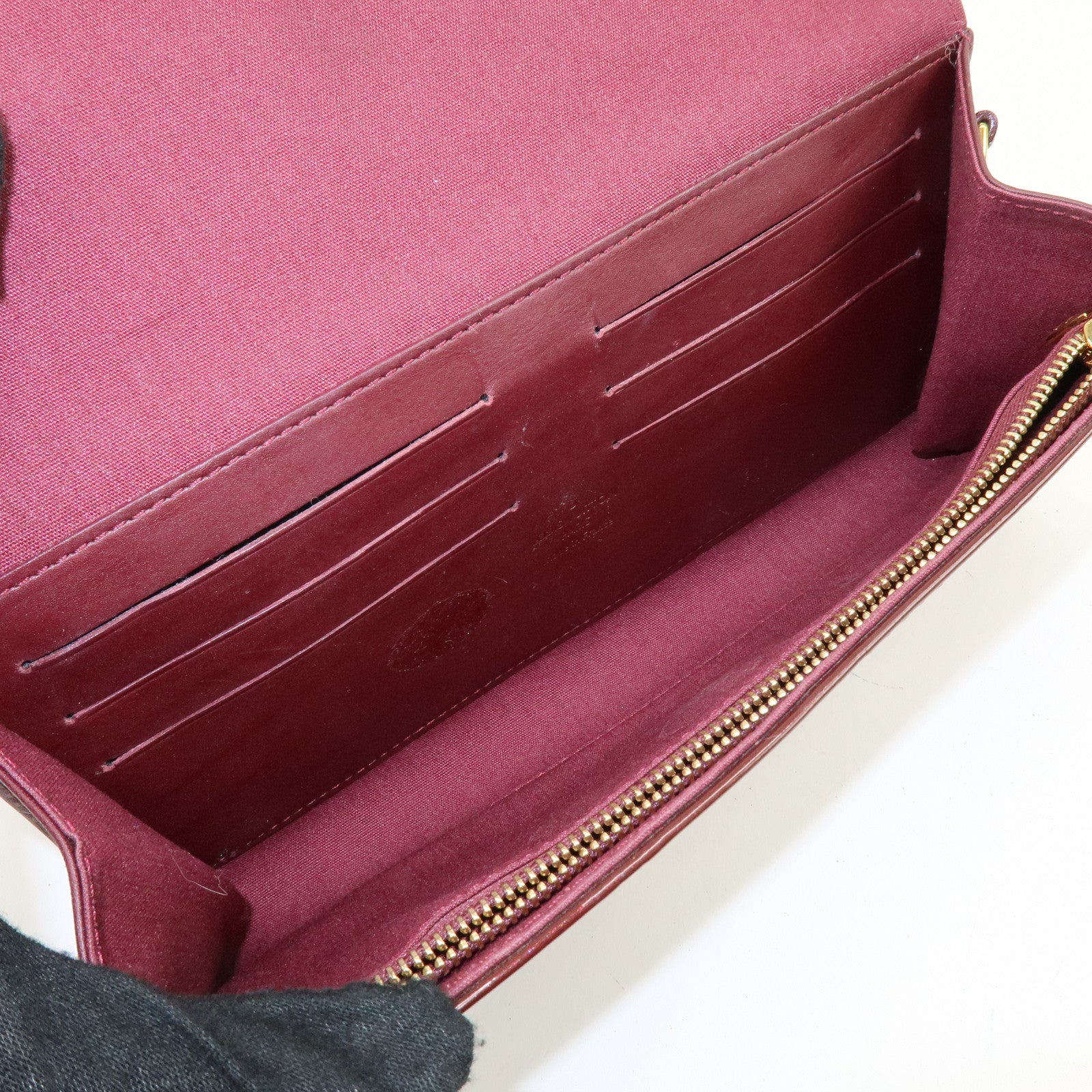 Louis Vuitton Monogram Vernis Rossmore MM Shoulder Bag M91551