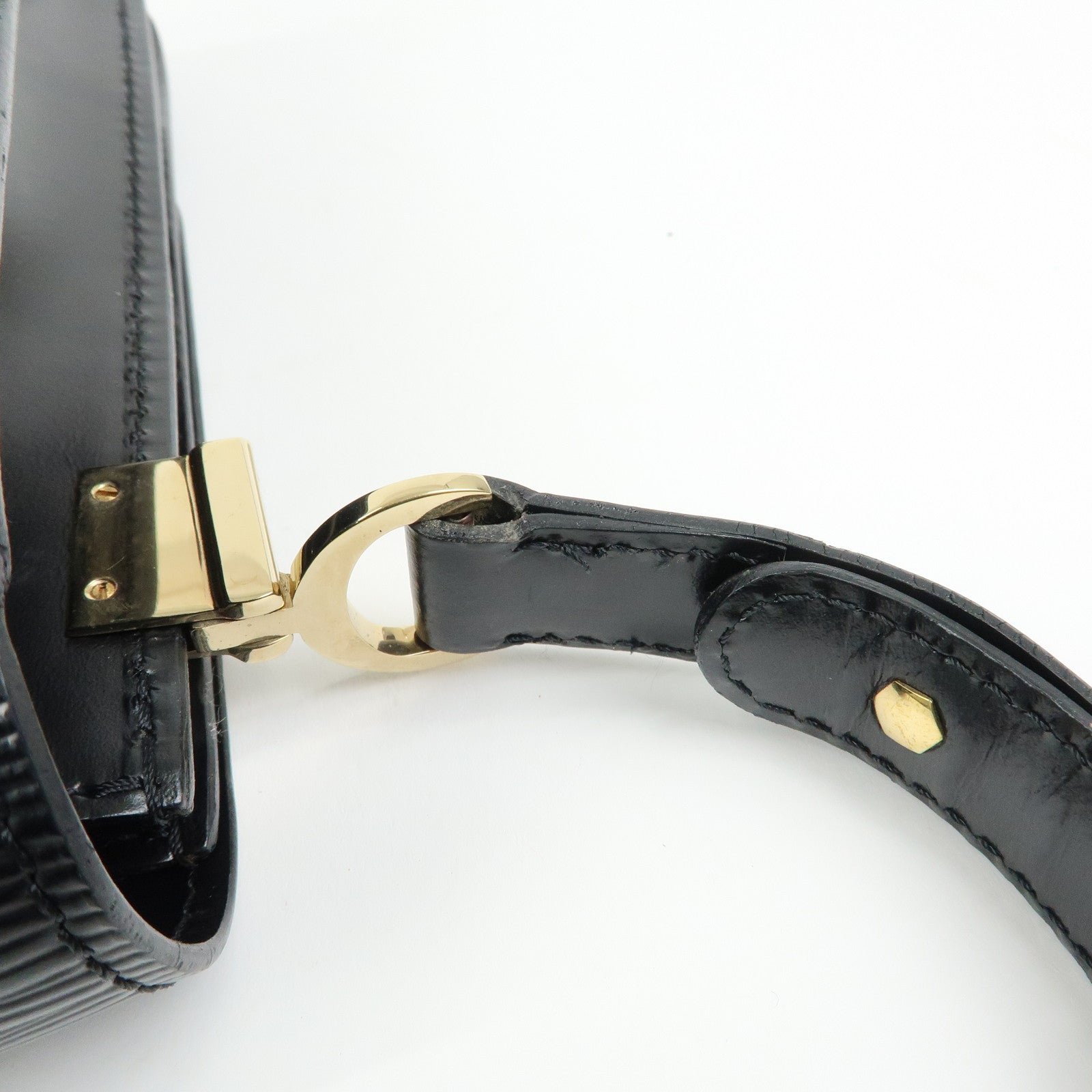 Louis Vuitton Epi Freerun Leather Shoulder Bag Noir Black M52402