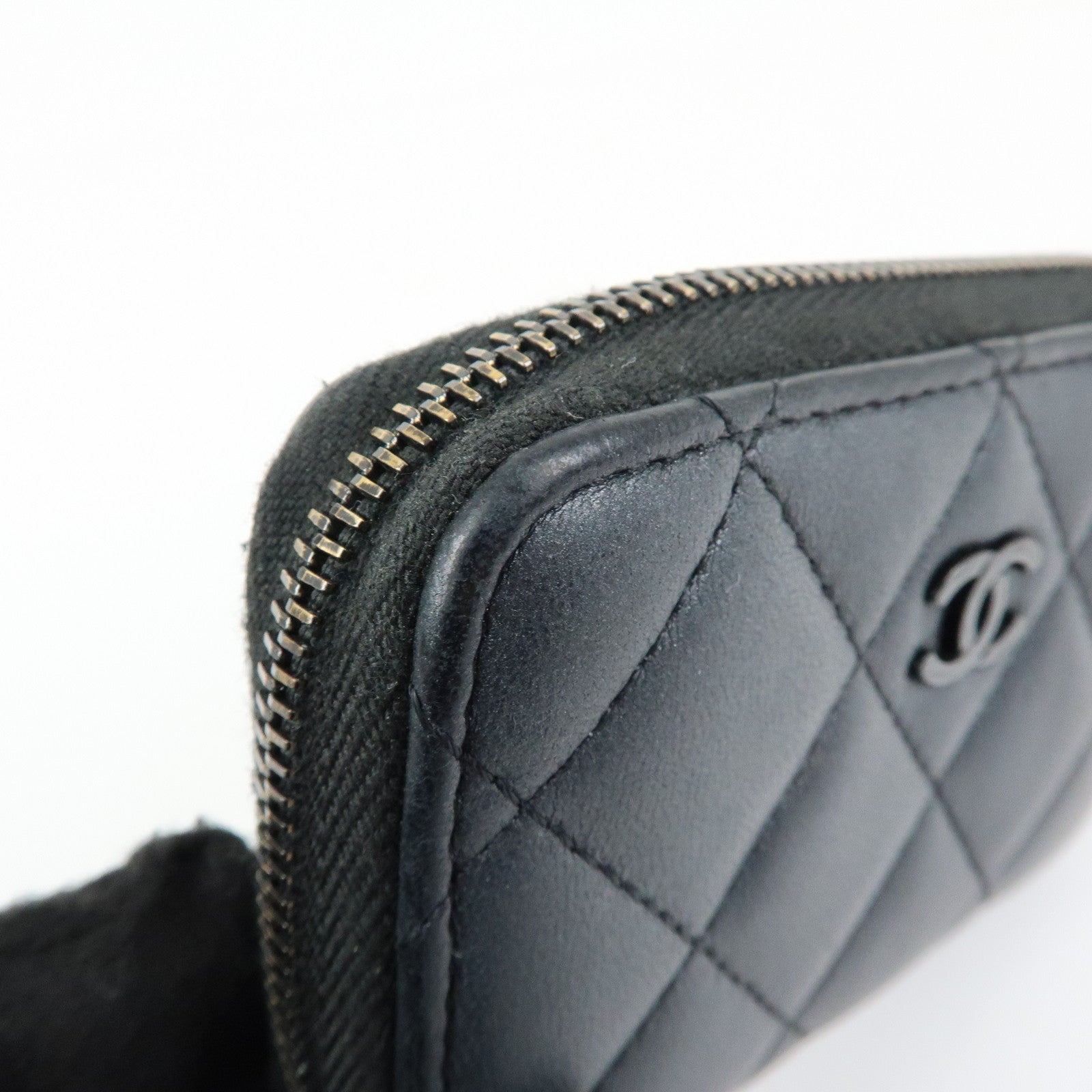 CHANEL COCO Logo Matelasse Lambskin Coin Case Card Case Black