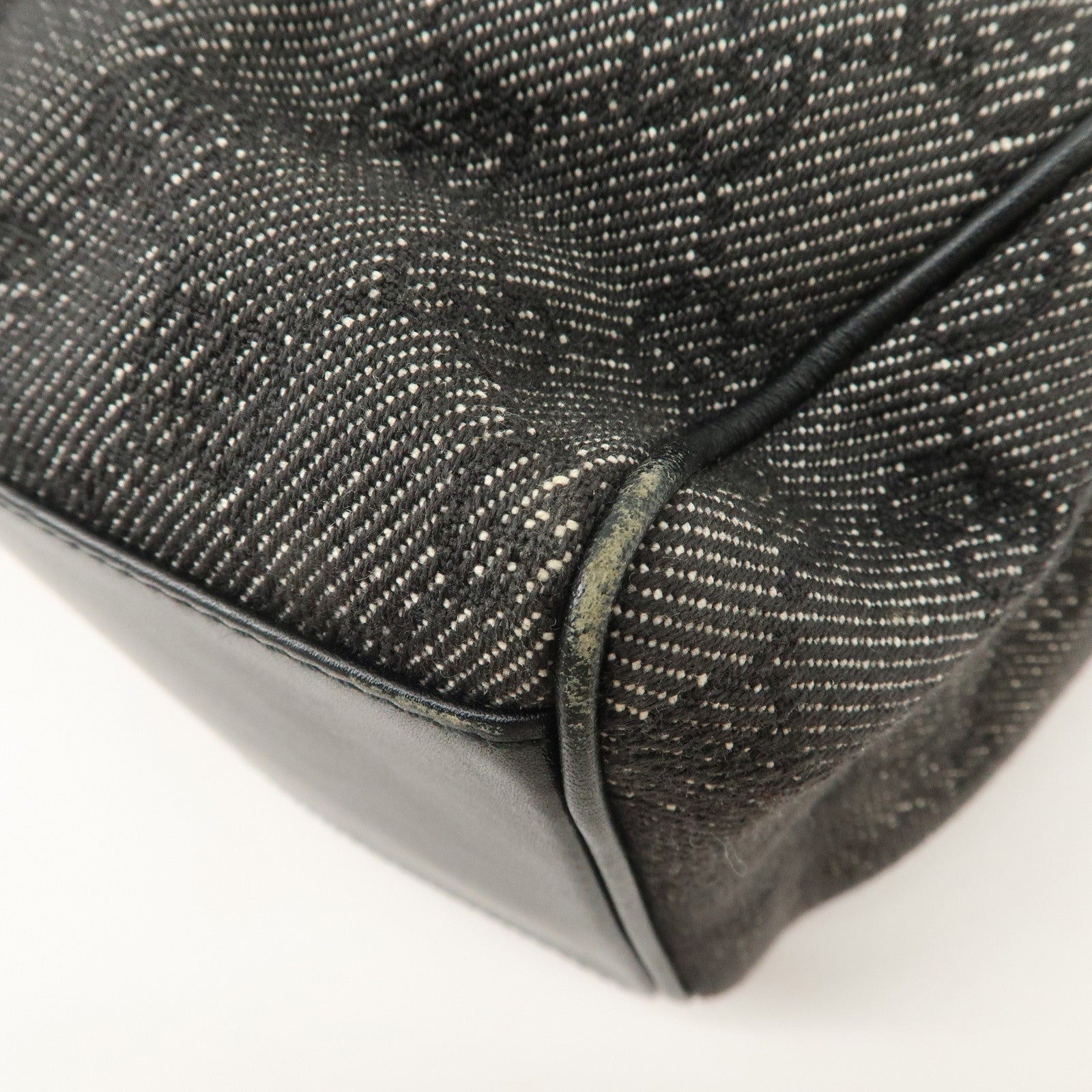 GUCCI GG Canvas Leather Shoulder Bag Hand Bag Black 92699 Used