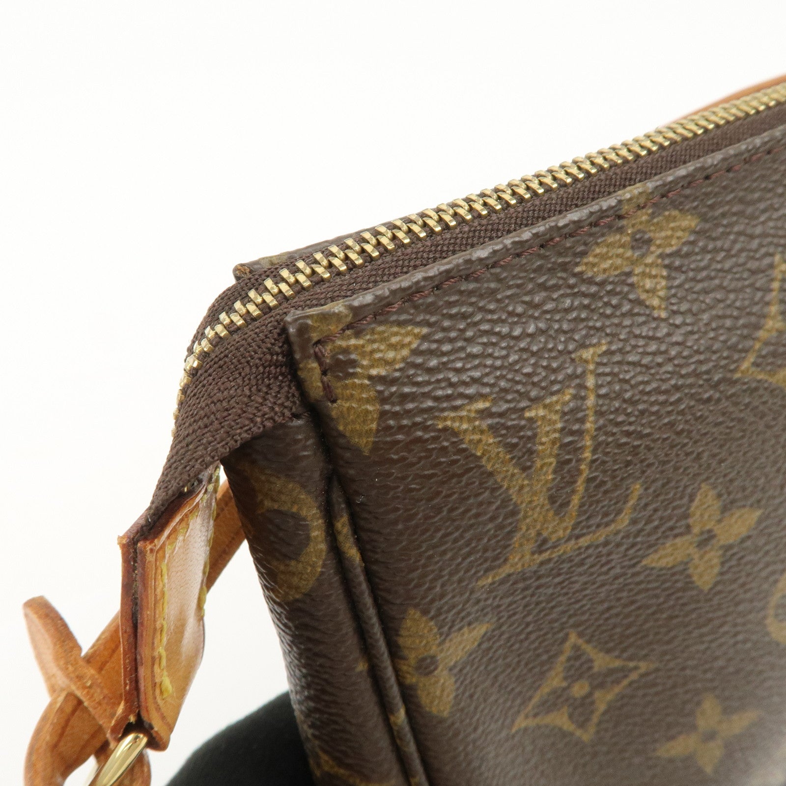 Louis Vuitton Monogram Pochette Accessoires Pouch Hand Bag M51980