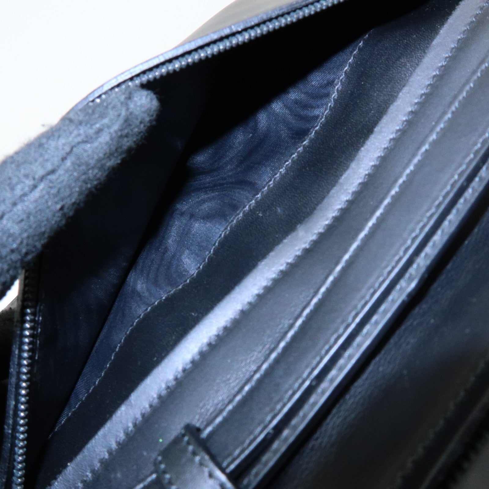 BOTTEGA VENETA Intrecciato Leather Clutch Bag Black 129528