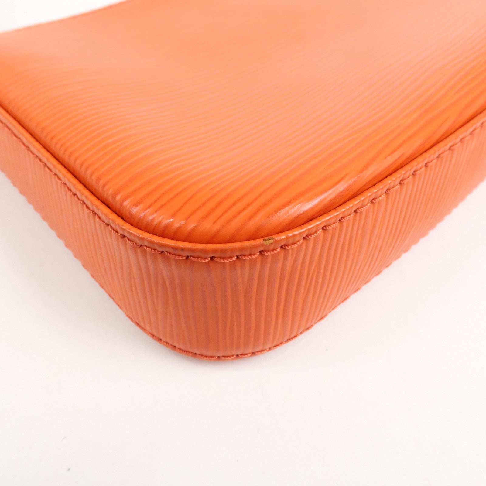 Louis Vuitton Epi Pochette Accessoires Pouch New Style Piment Orange M40778