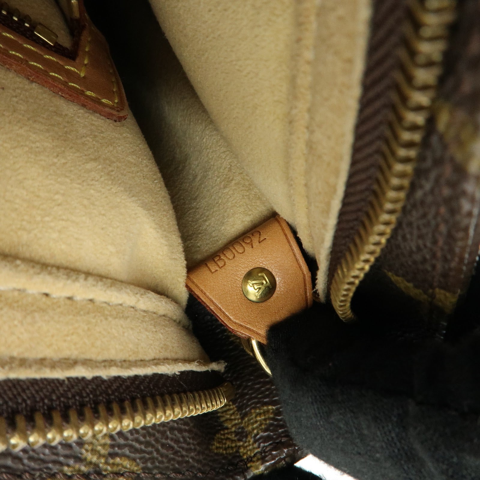 Louis Vuitton Monogram Looping GM Shoulder Bag Brown M51145