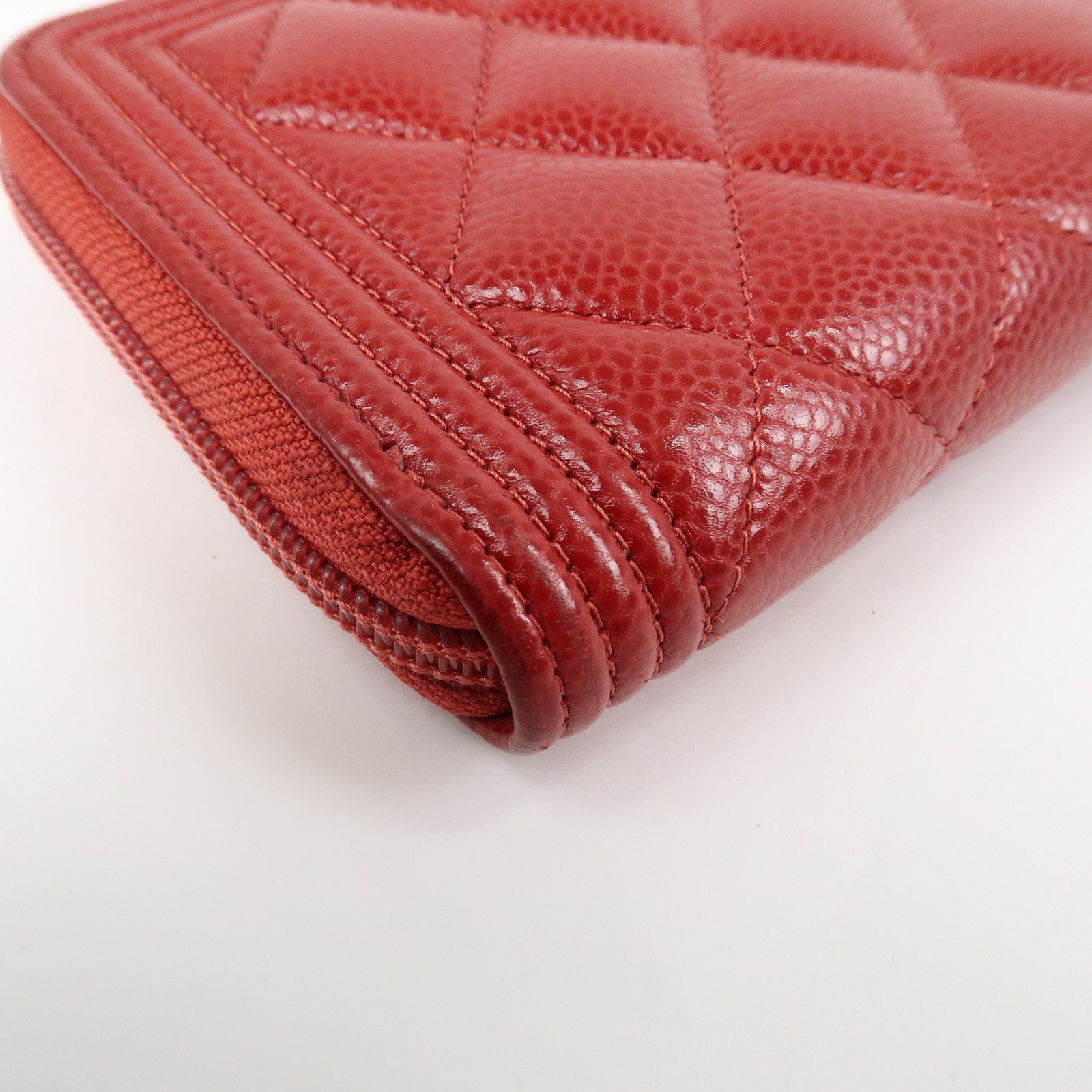 CHANEL BOY CHANEL Caviarskin Round Zippy Wallet Red Gold A68912