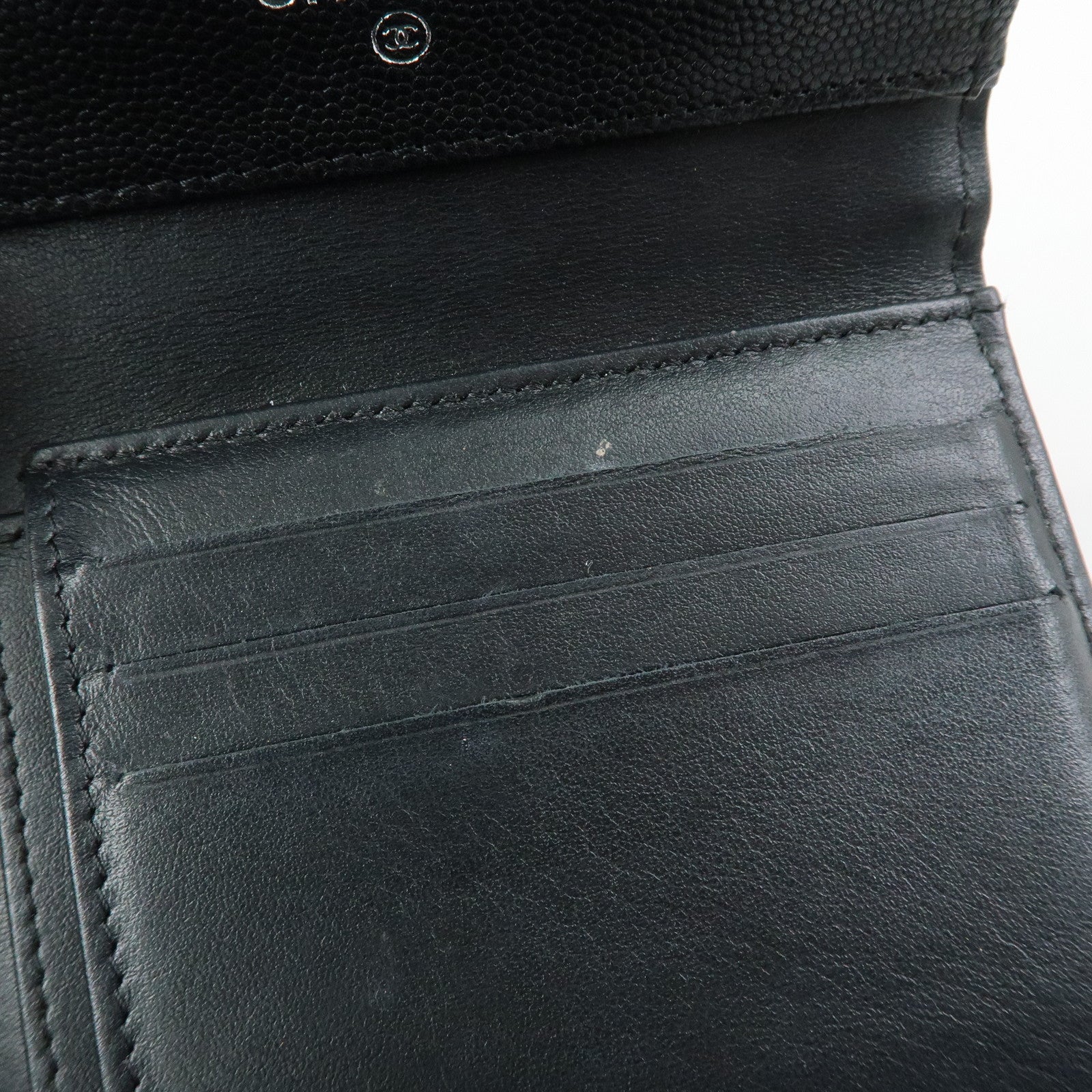 CHANEL BOY CHANEL Matelasse Caviarskin Compact Wallet Black A80734