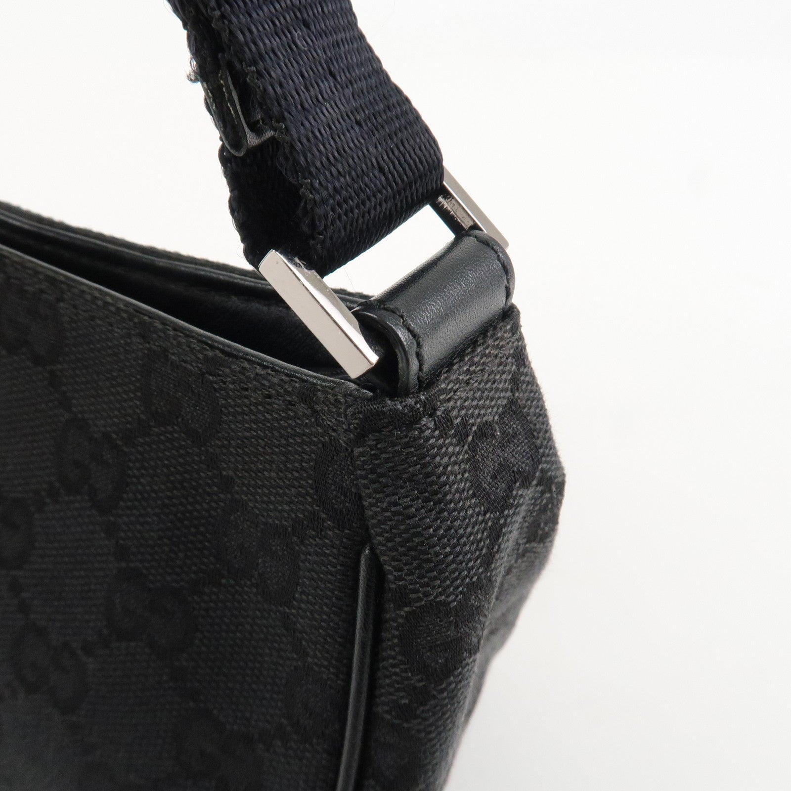 GUCCI GG Canvas Leather Mini Handbag Pouch Black 106644 Used