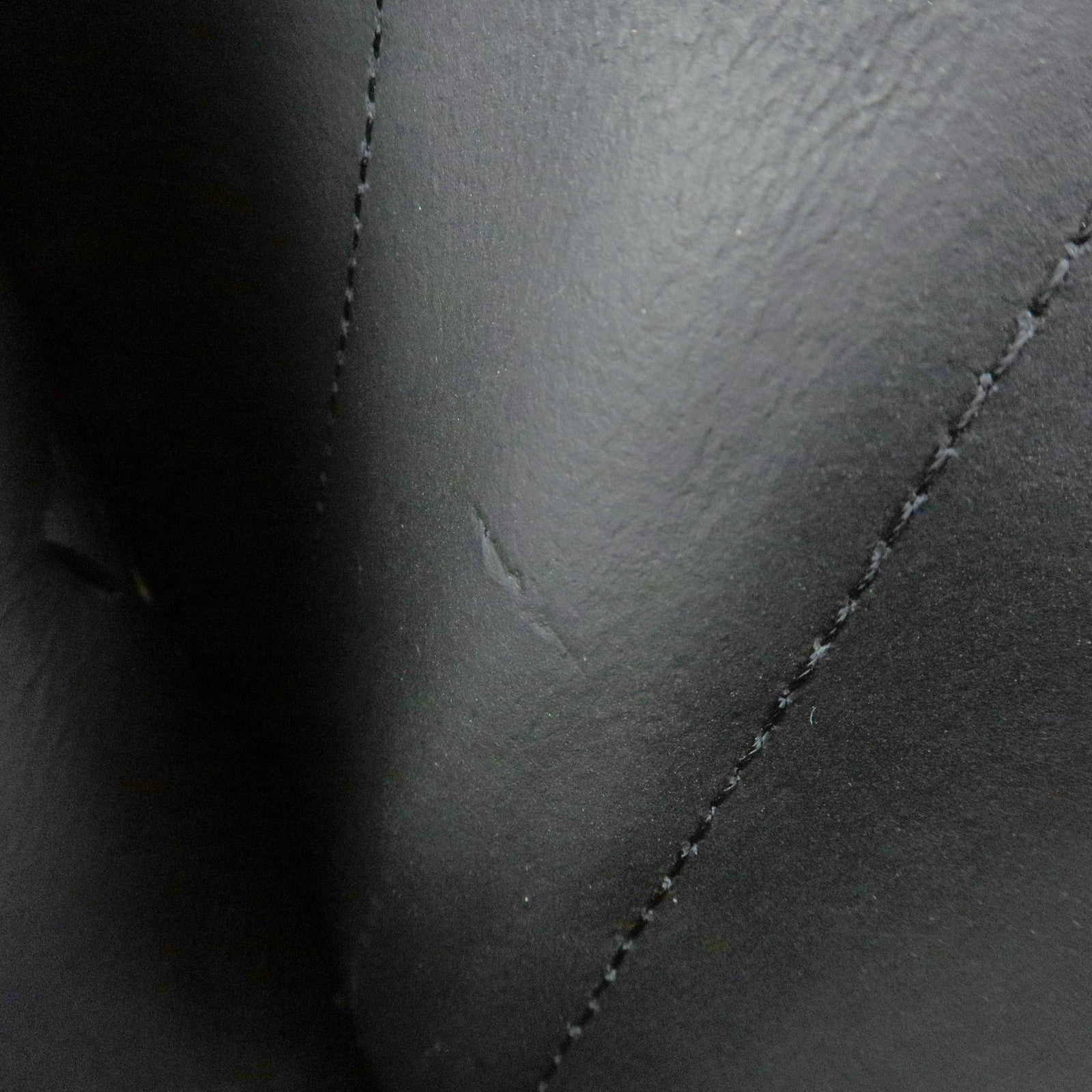 Chloe Darryl Leather Tri-fold Compact Wallet Black