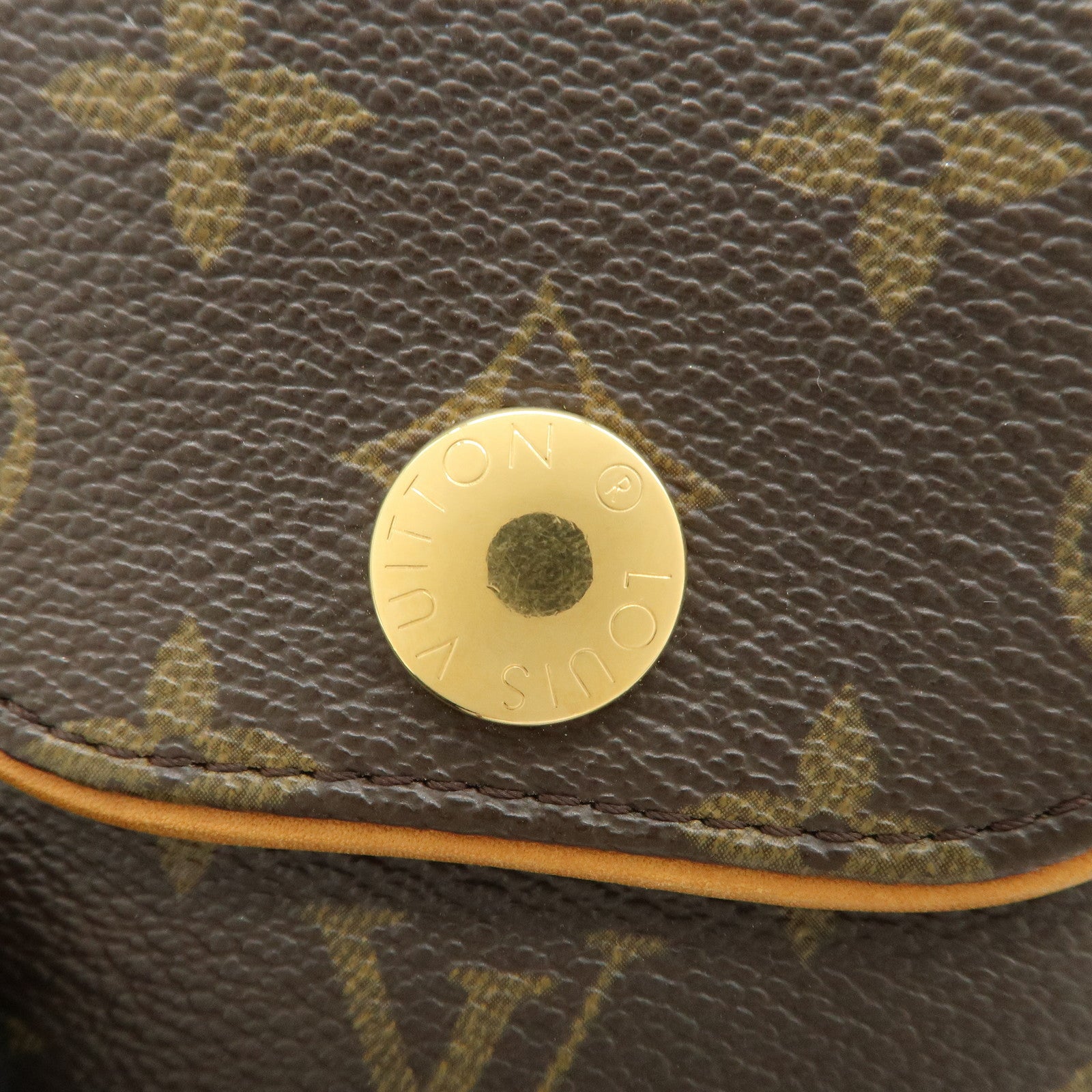 Louis Vuitton Monogram Pochette Cancun Shoulder Bag Pouch M60018