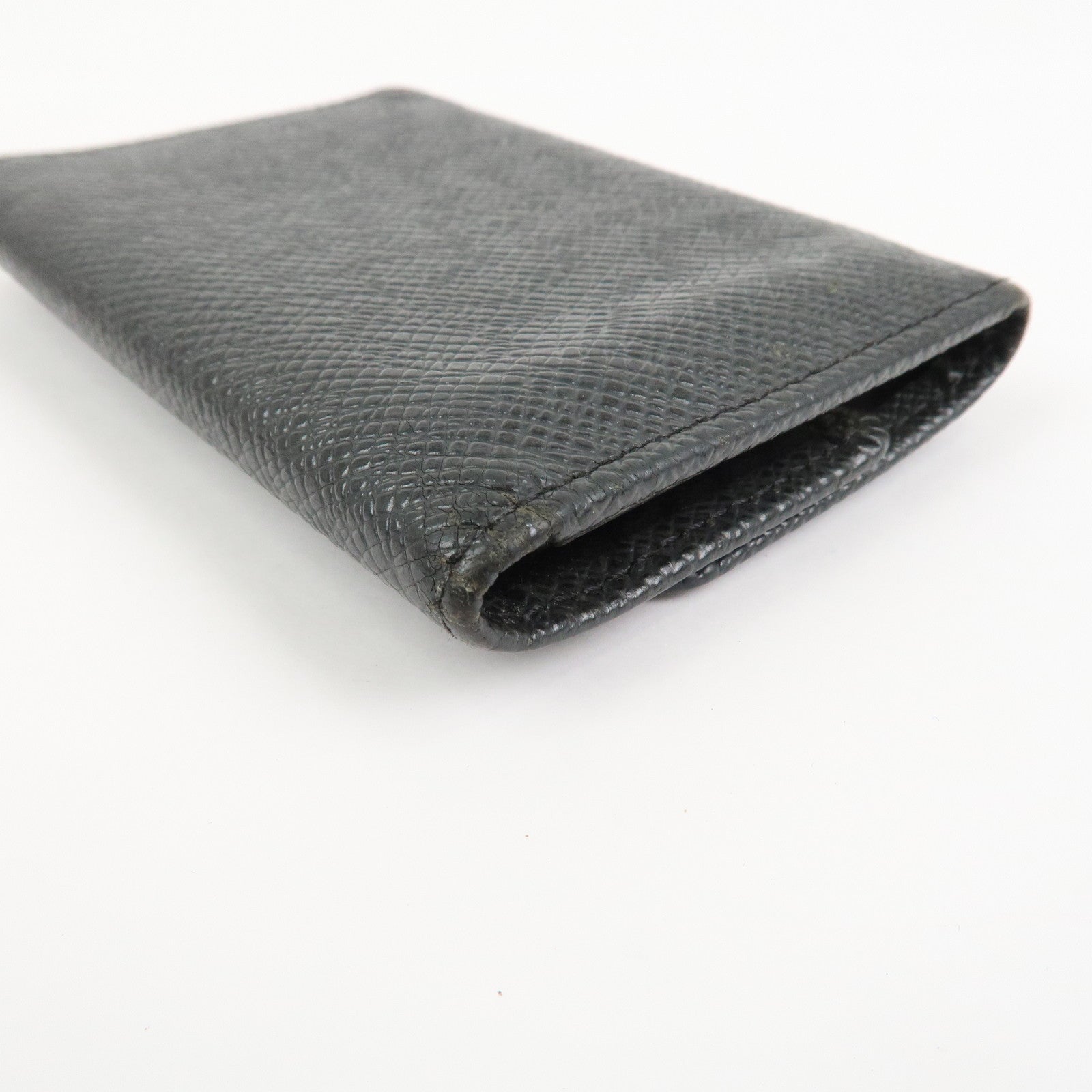 Louis Vuitton Taiga Multicles 6 Key Case Ardoise Black M30532