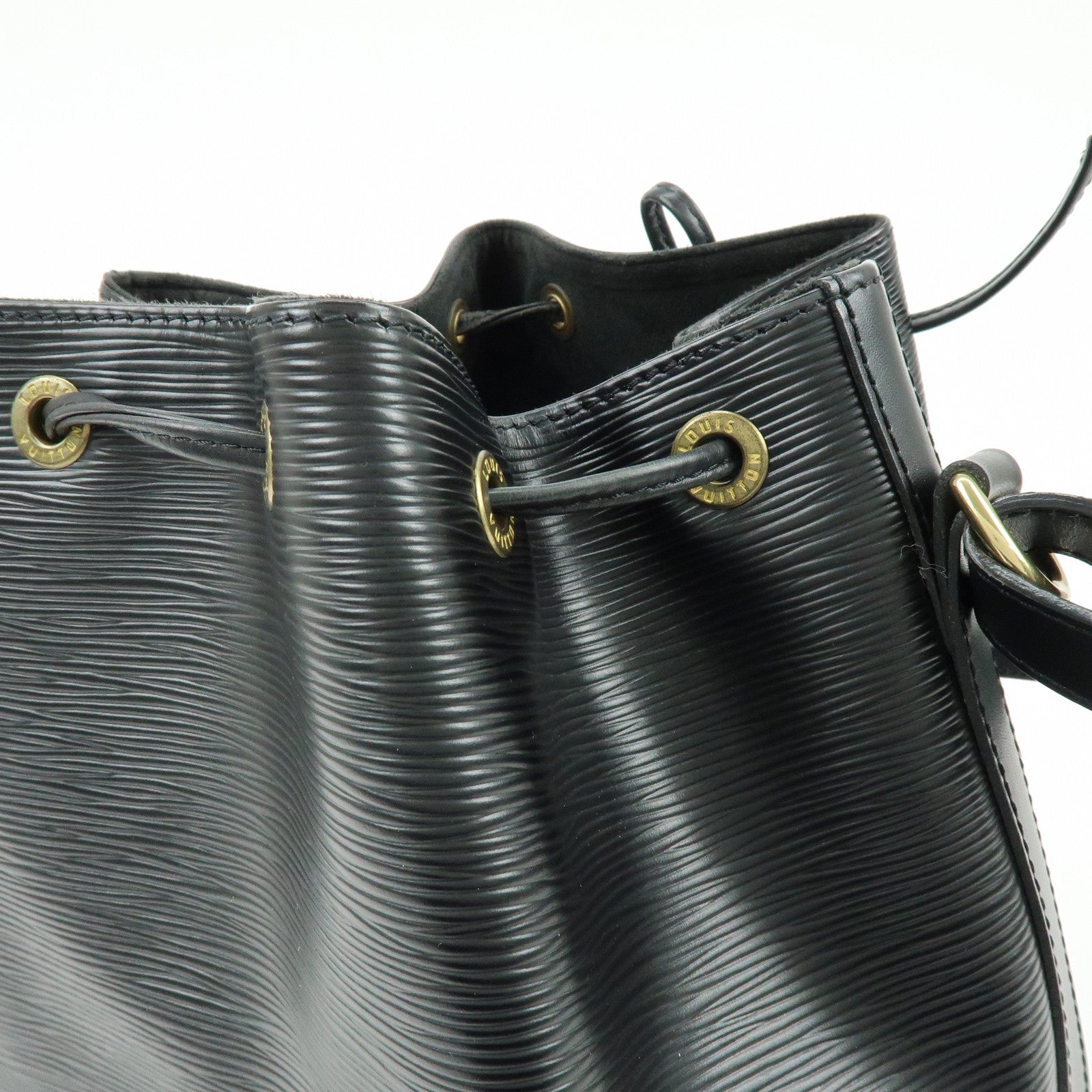 Louis Vuitton Epi Petit Noe Shoulder Bag Noir Black M59012