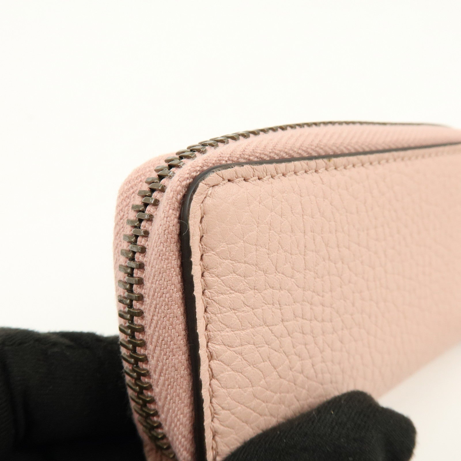 GUCCI Animalier Leather 6 Ring Key Case Key Holder Pink 498096