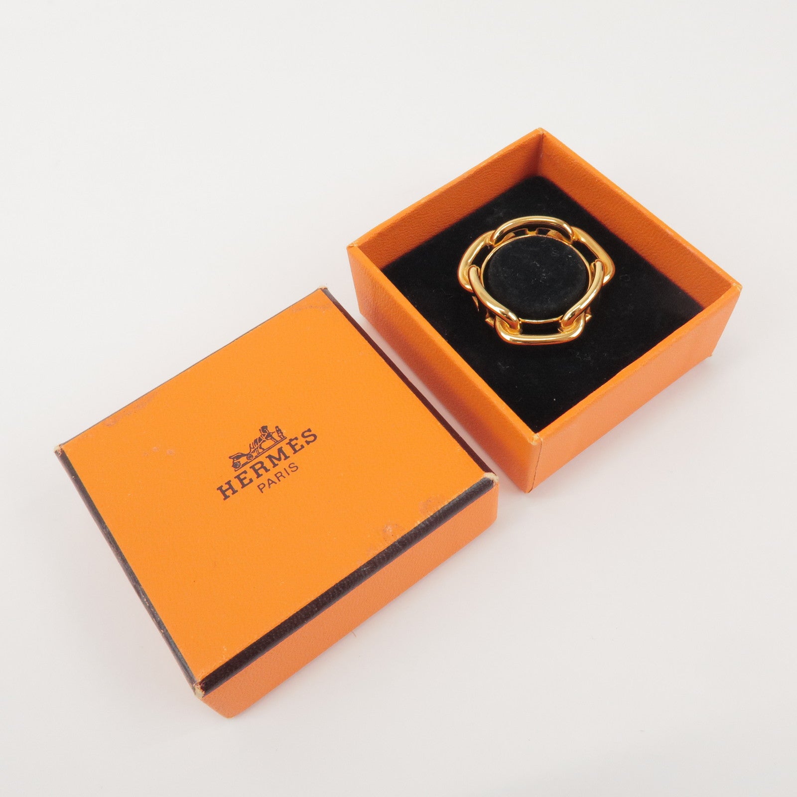 HERMES Metal Chaine d’Ancre Scarf Ring Gold
