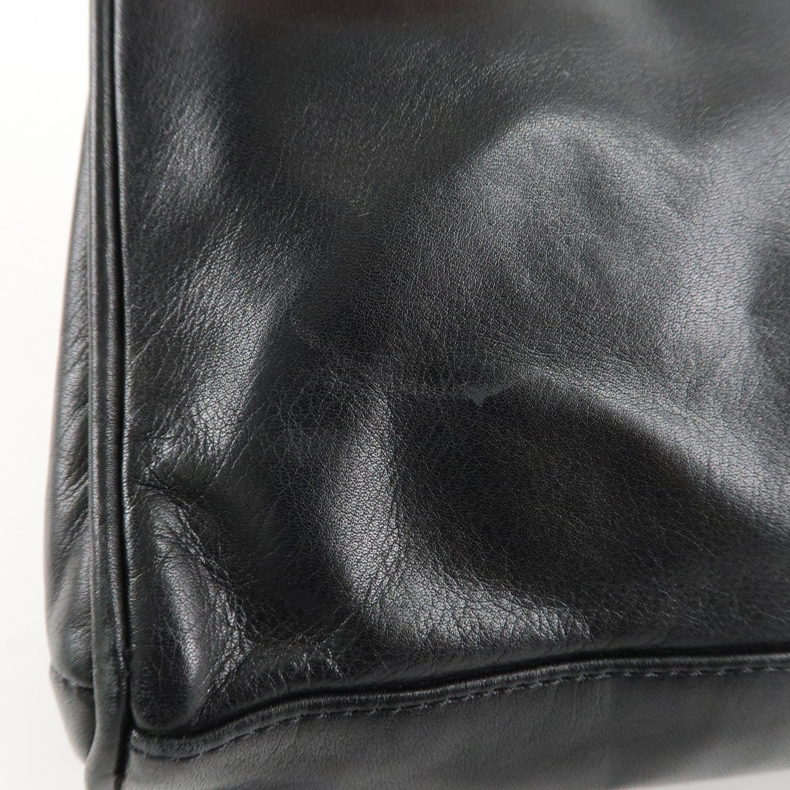 FENDI Leather Hand Bag Tassel Charm Gold Hardware Black Used