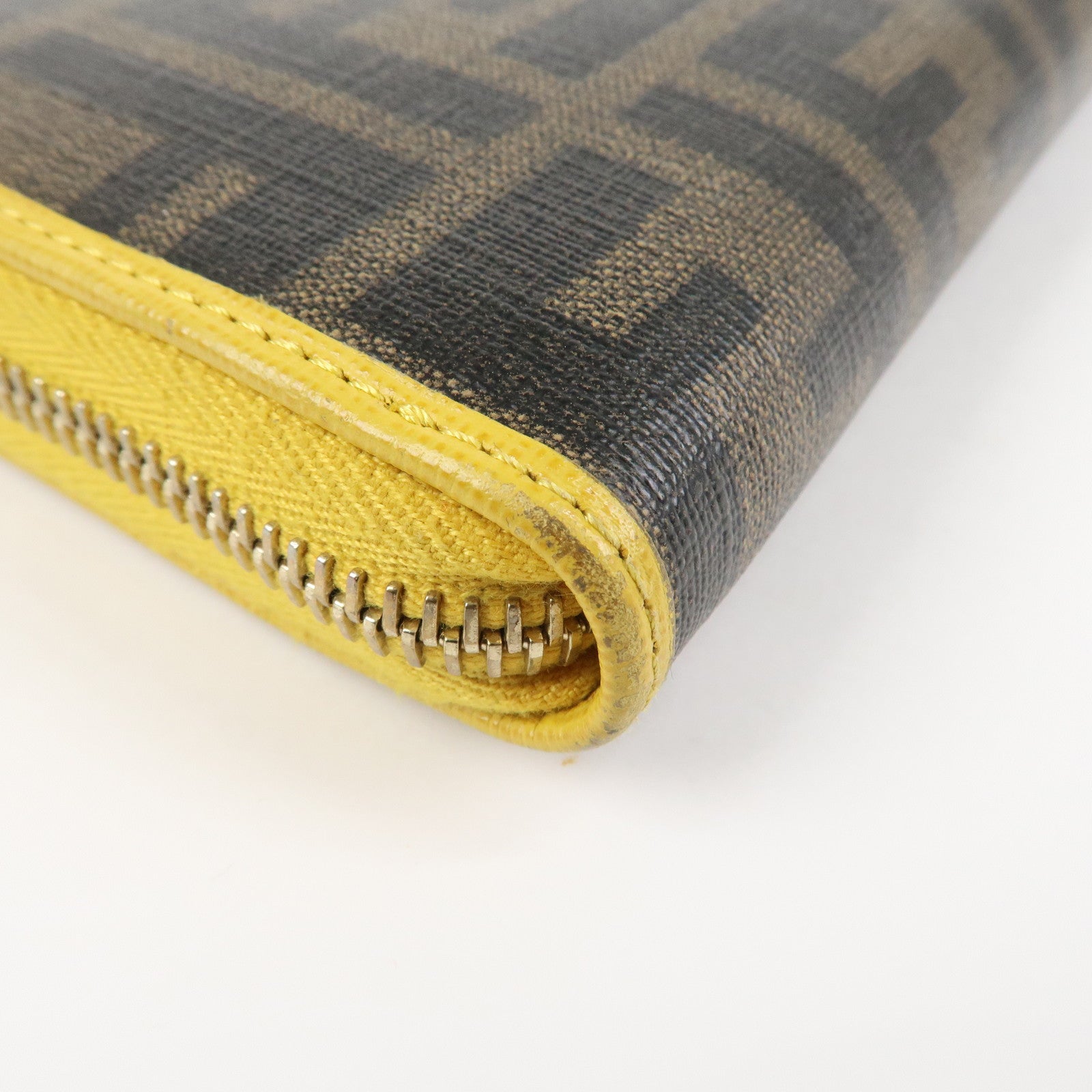 FENDI Zucca PVC Leather Round Zippy Long Wallet Brown Yellow 8M0299 Used